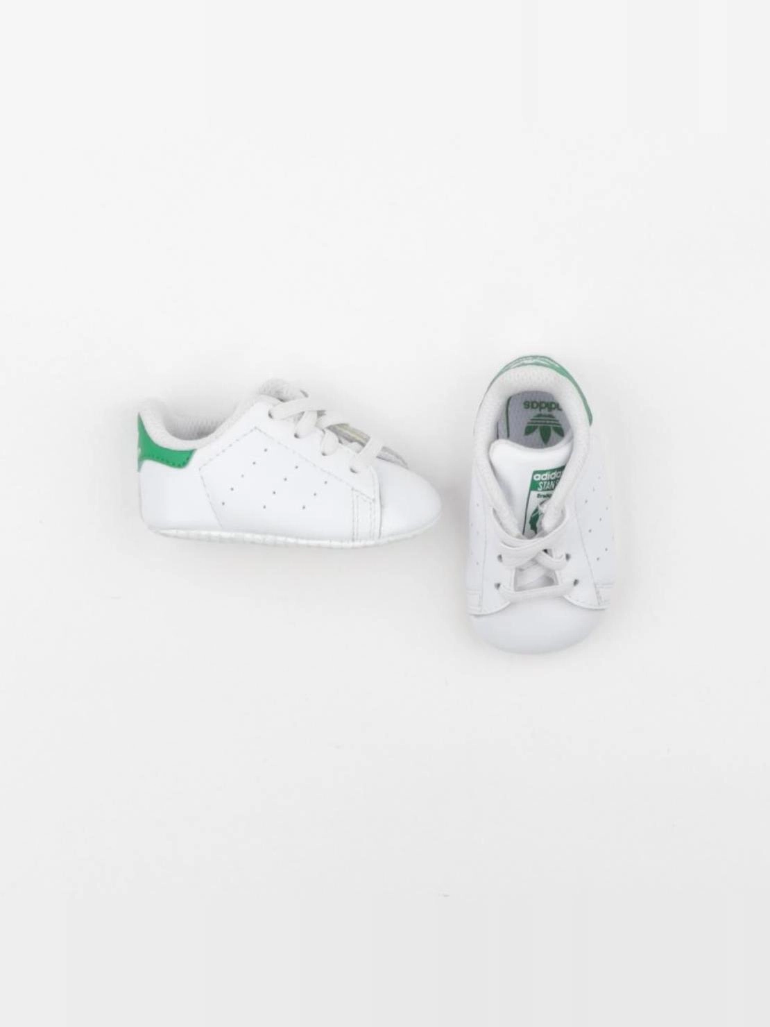 Adidas - chaussons blanc - pointure 16