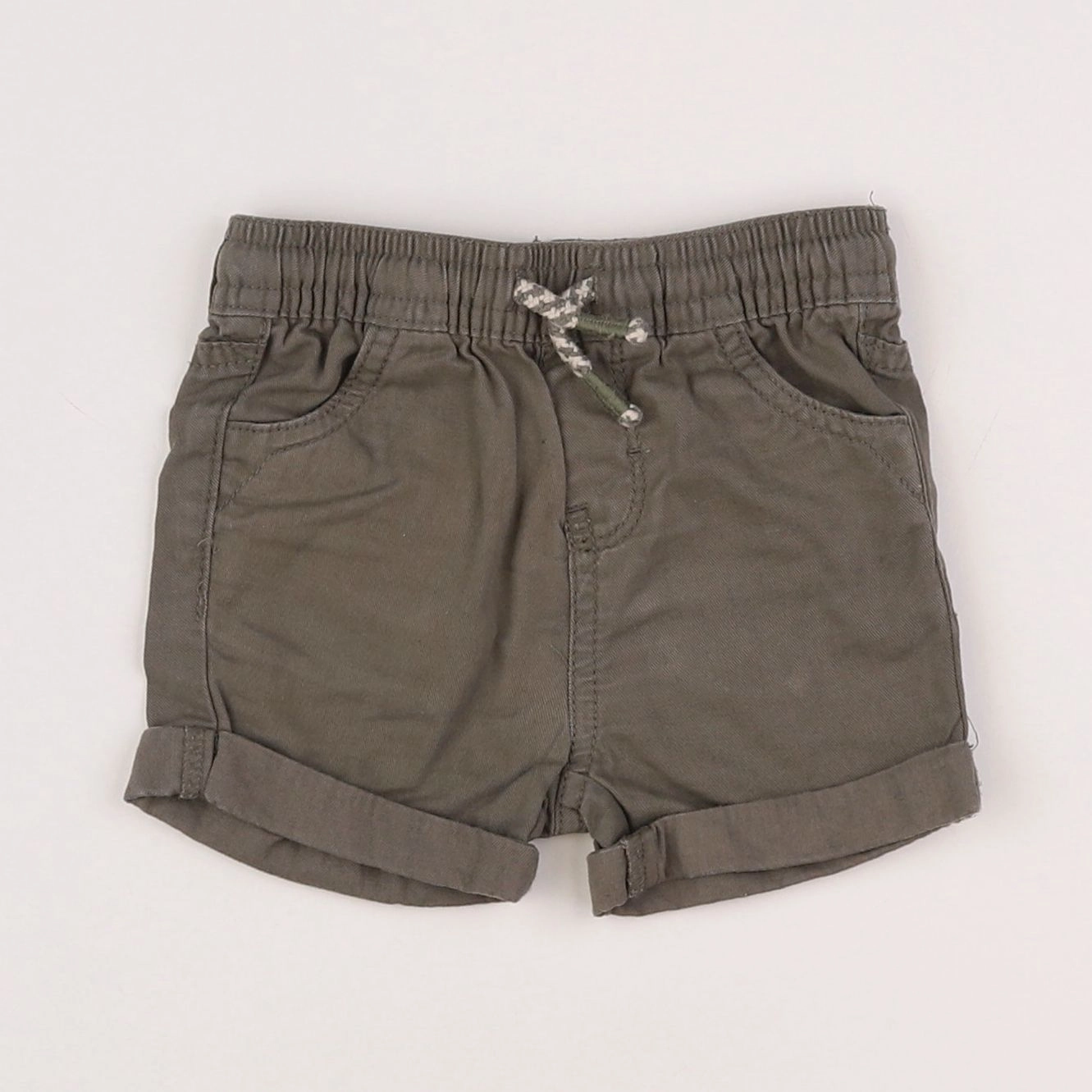 Vertbaudet - short vert - 6 mois