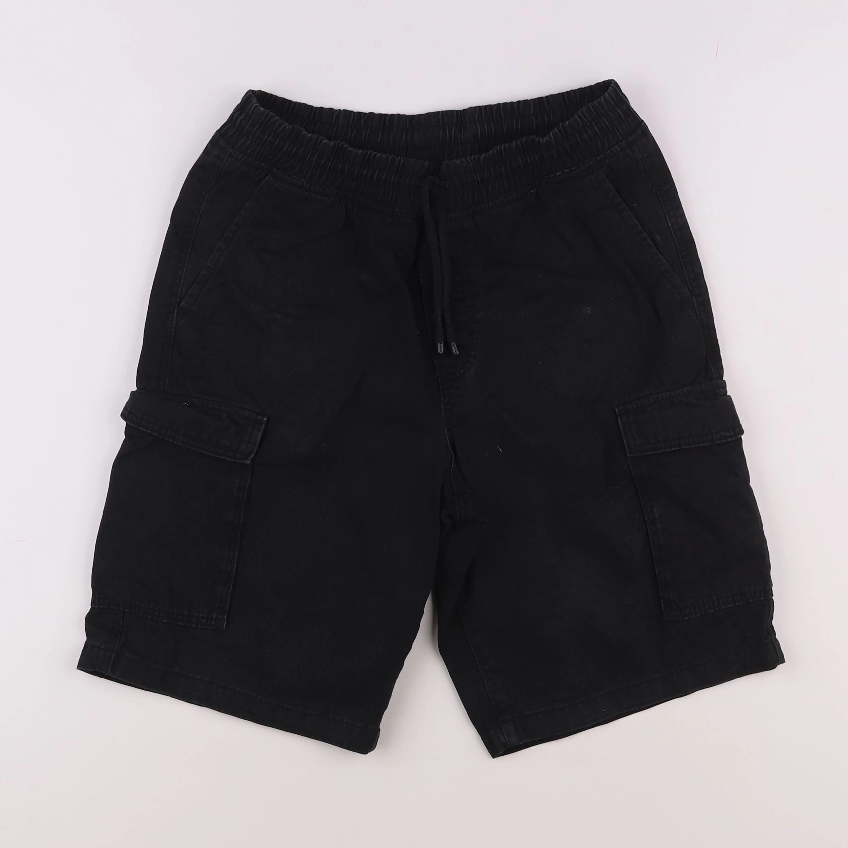 H&M - short noir - 11/12 ans