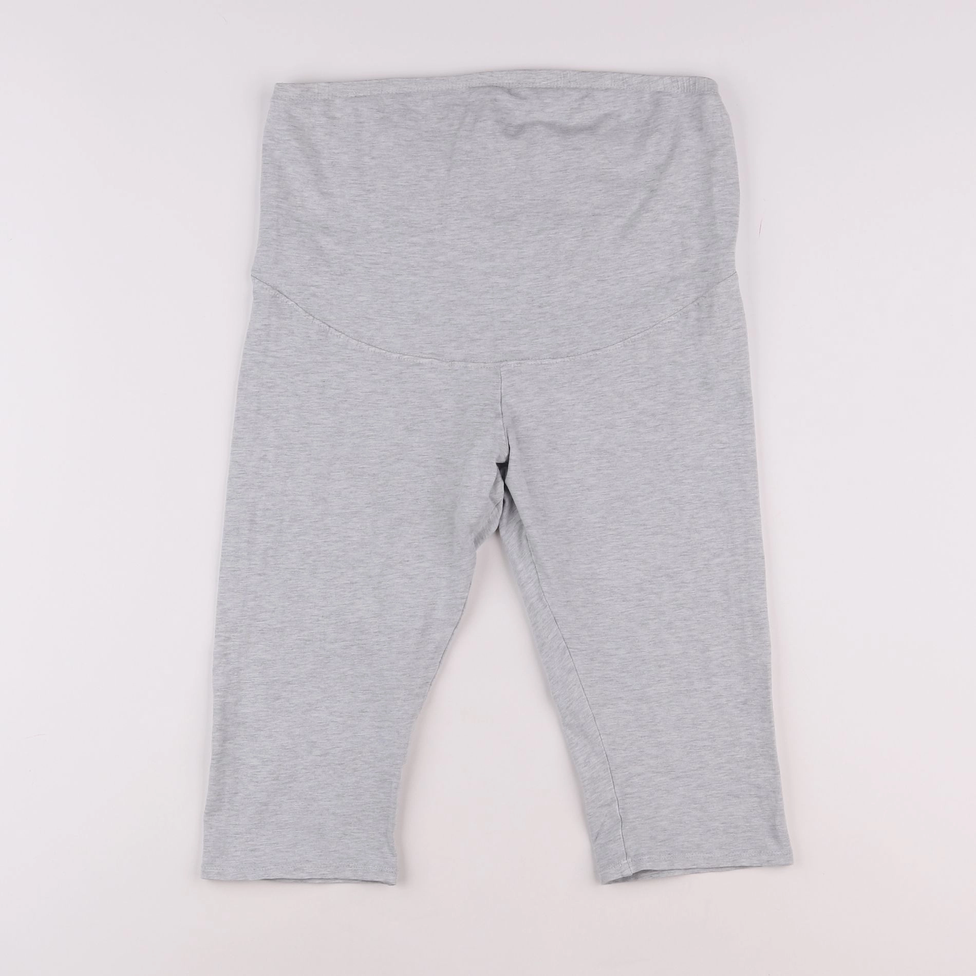 H&M - short gris - 38 à 40