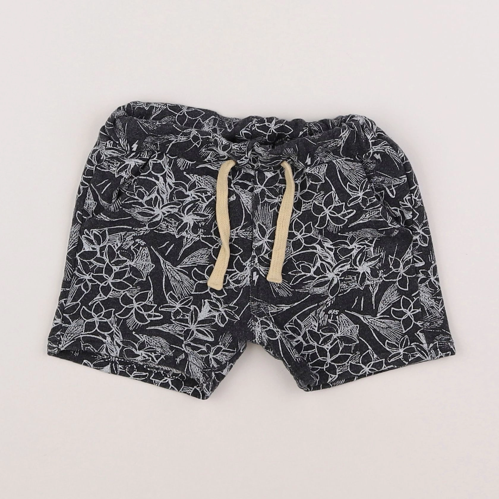 IKKS - short gris - 18 mois