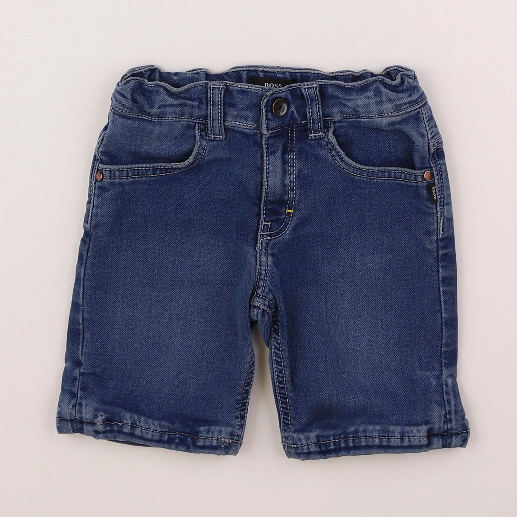 Hugo Boss - short bleu - 3 ans