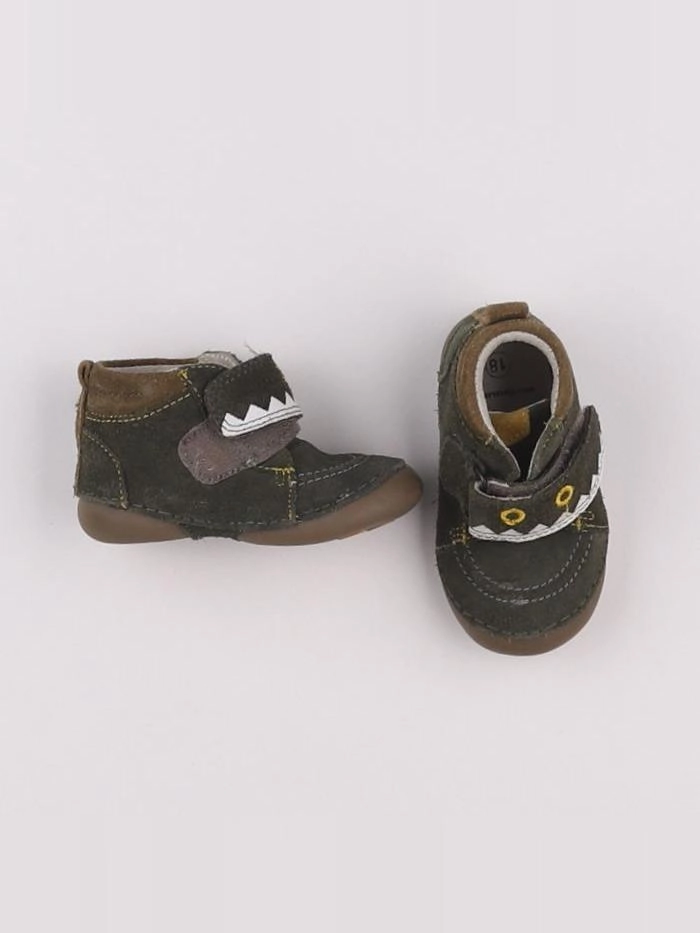 Vertbaudet - chaussons vert - pointure 18