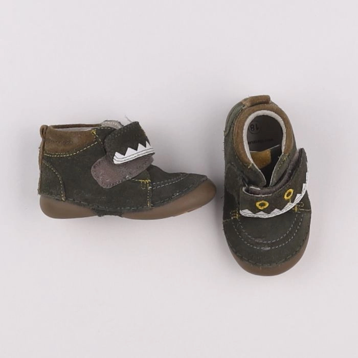 Vertbaudet - chaussons vert - pointure 18