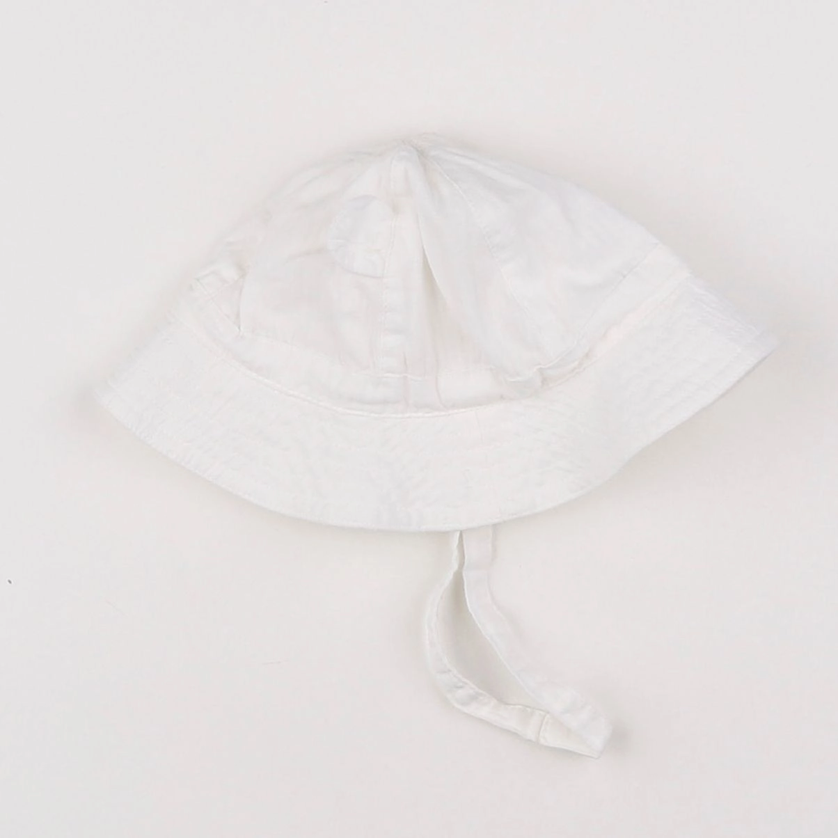 Zara - chapeau blanc - 1/6 mois