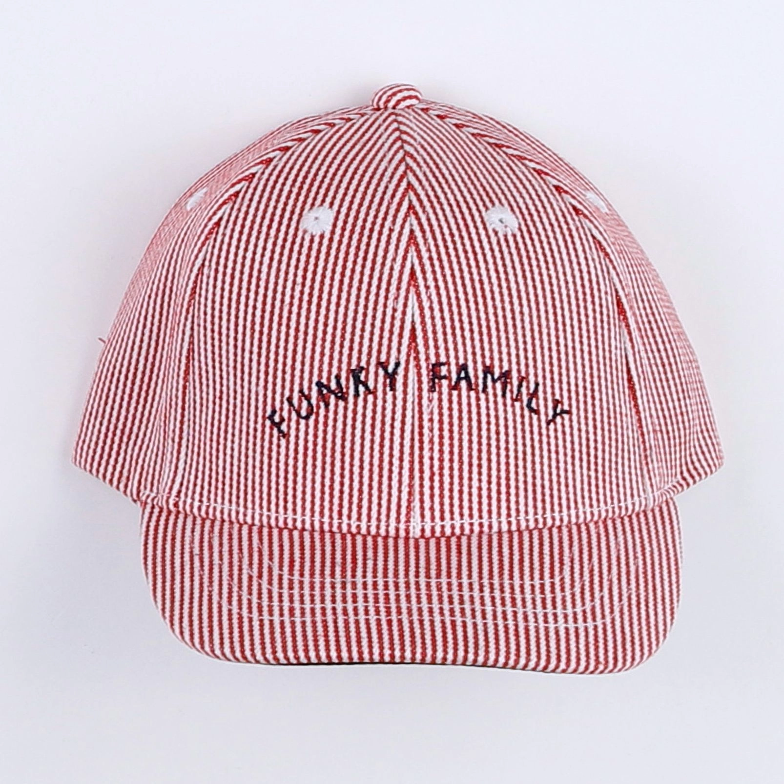 Chamaye - casquette "FUNKY FAMILY" rouge. blanc - 7/12 ans"