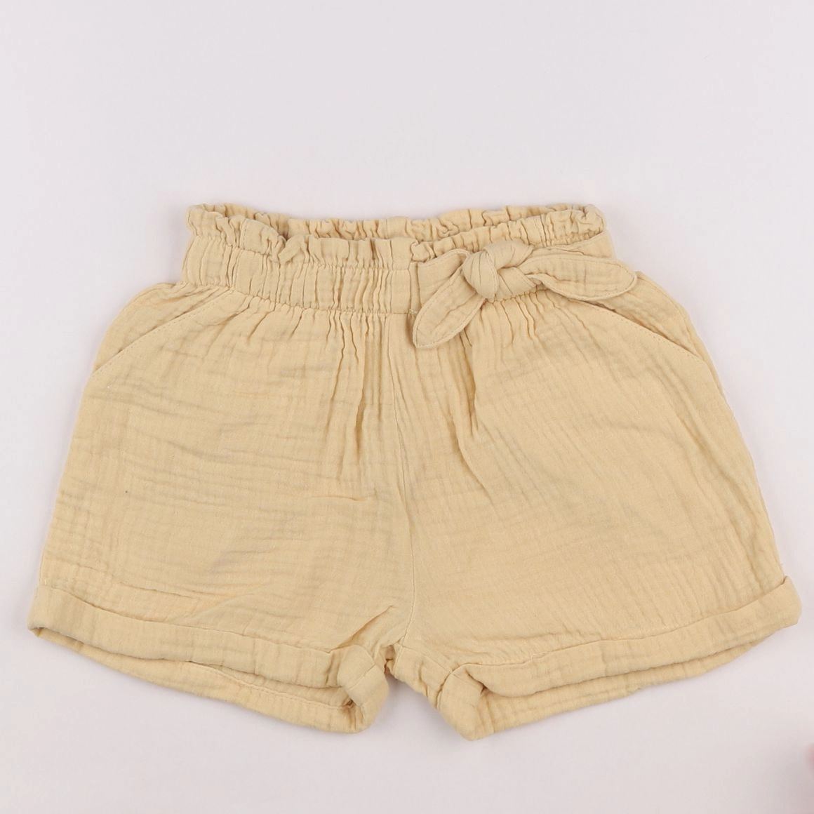 Vertbaudet - short jaune - 6 ans