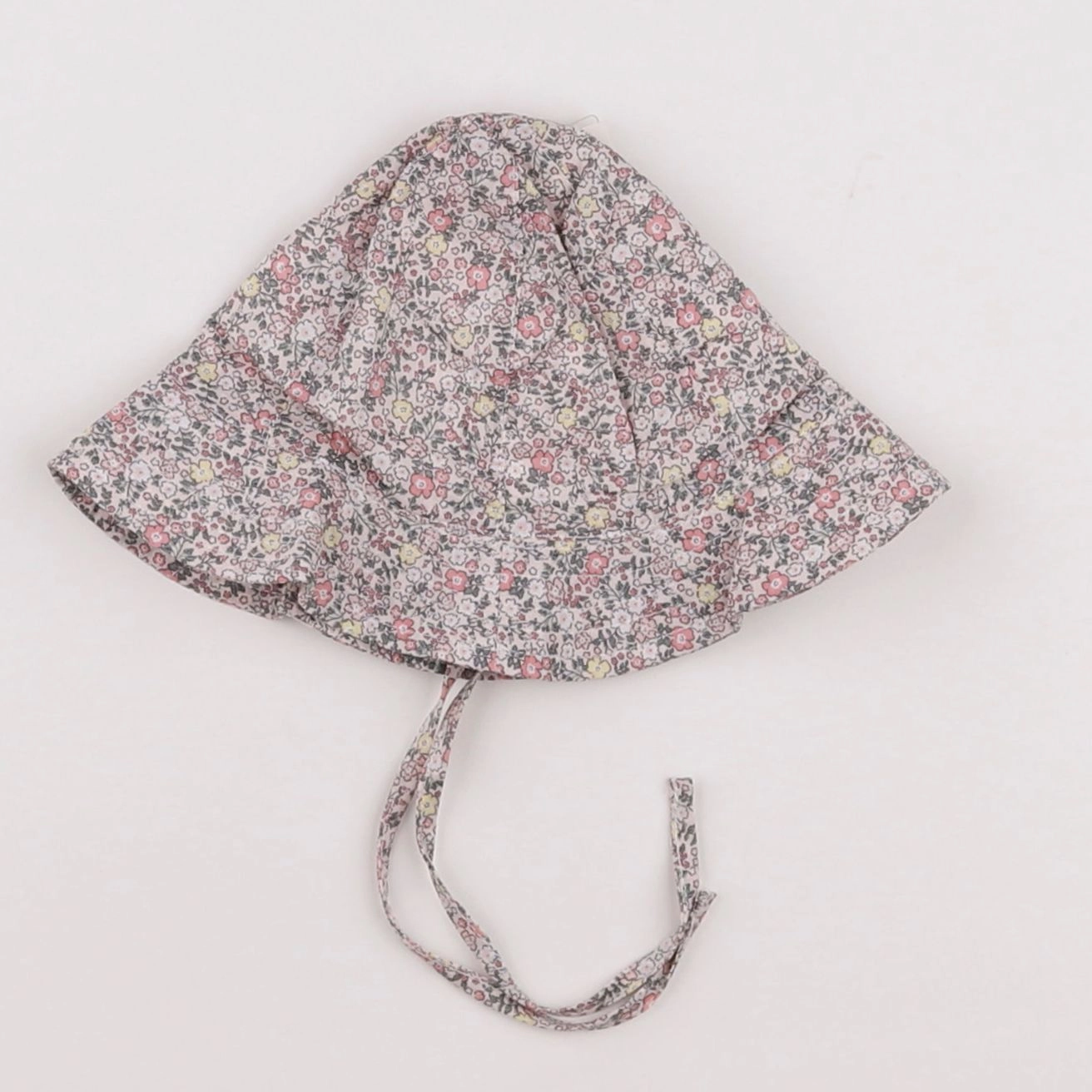 H&M - chapeau multicolore - 6/9 mois