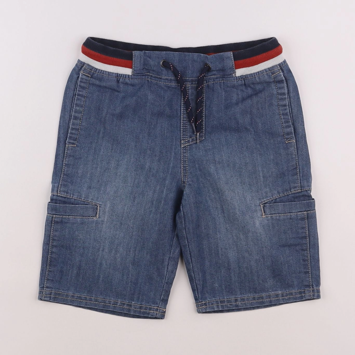 Okaidi - short bleu - 9 ans