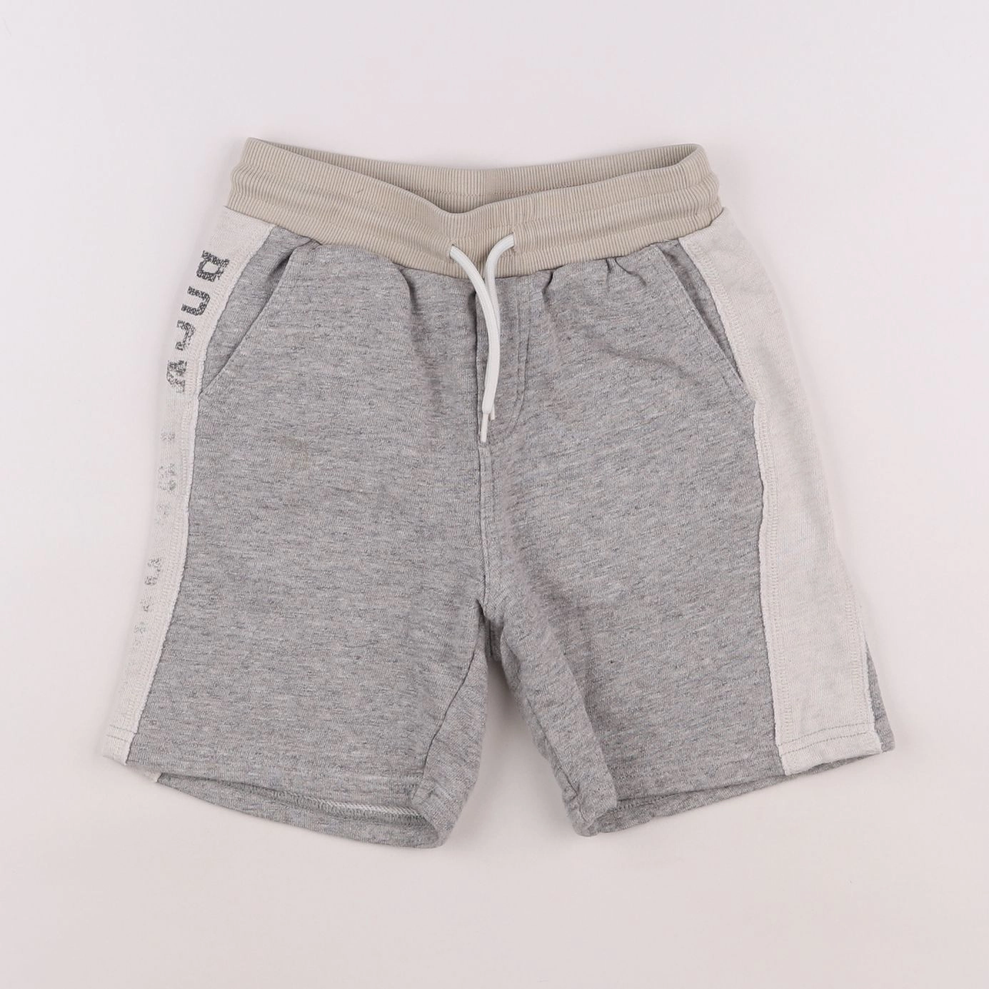 IKKS - short gris - 8 ans