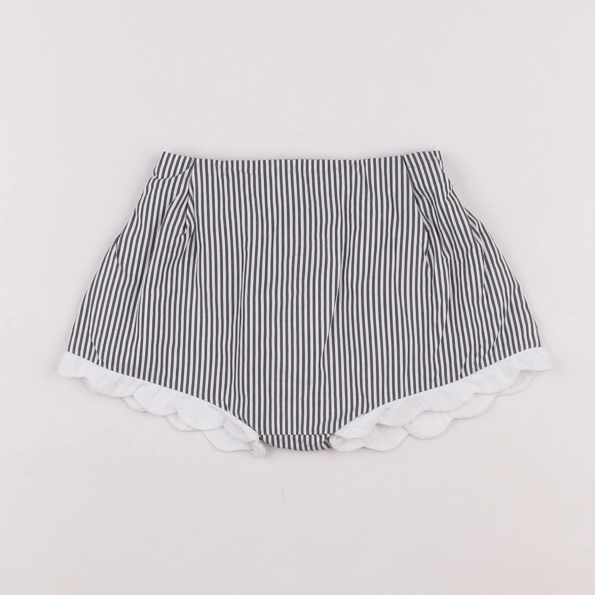 Jacadi - short noir - 12 mois