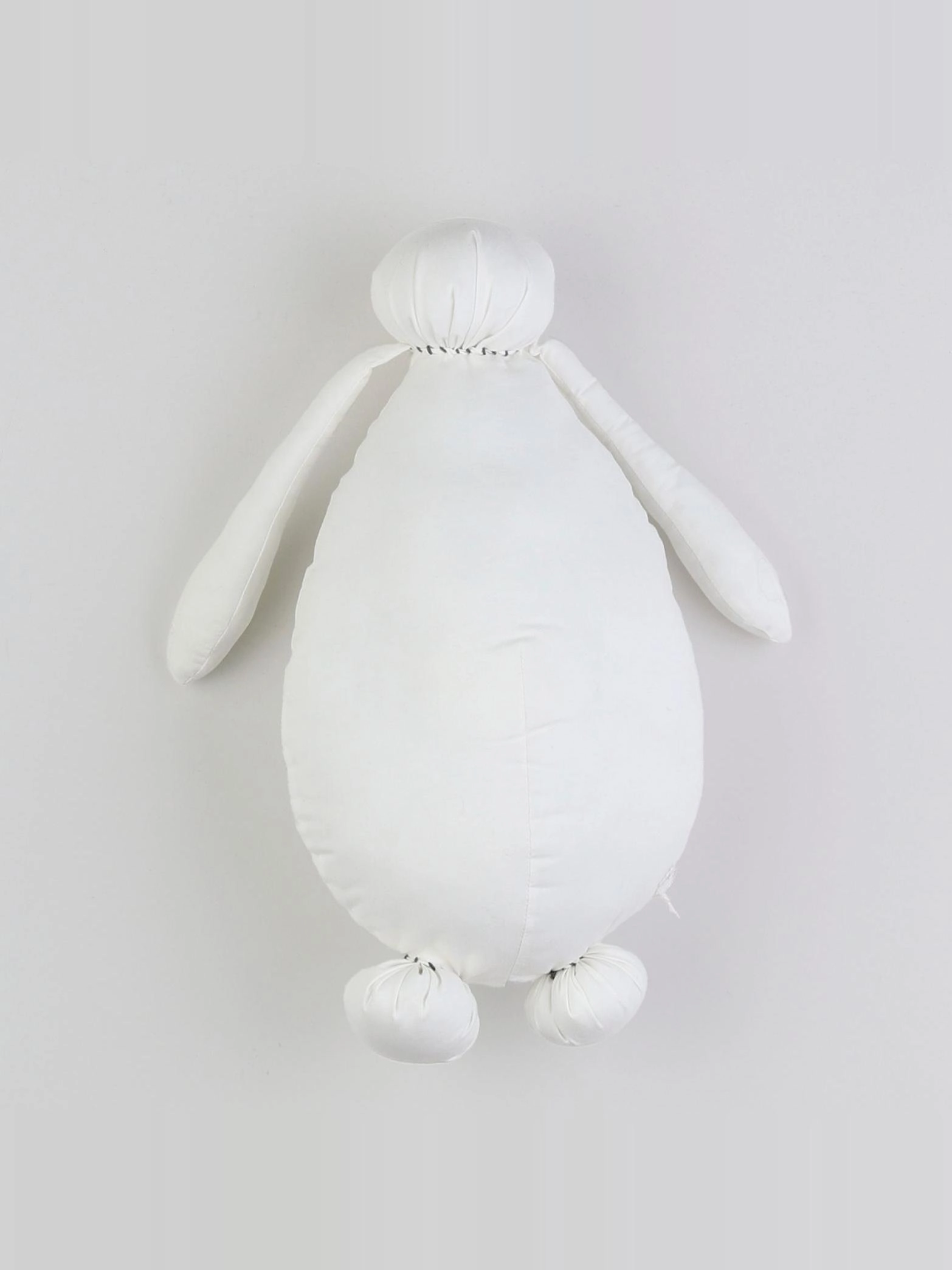 Pigmée - poupée blanche avec fil gris - 26 cm