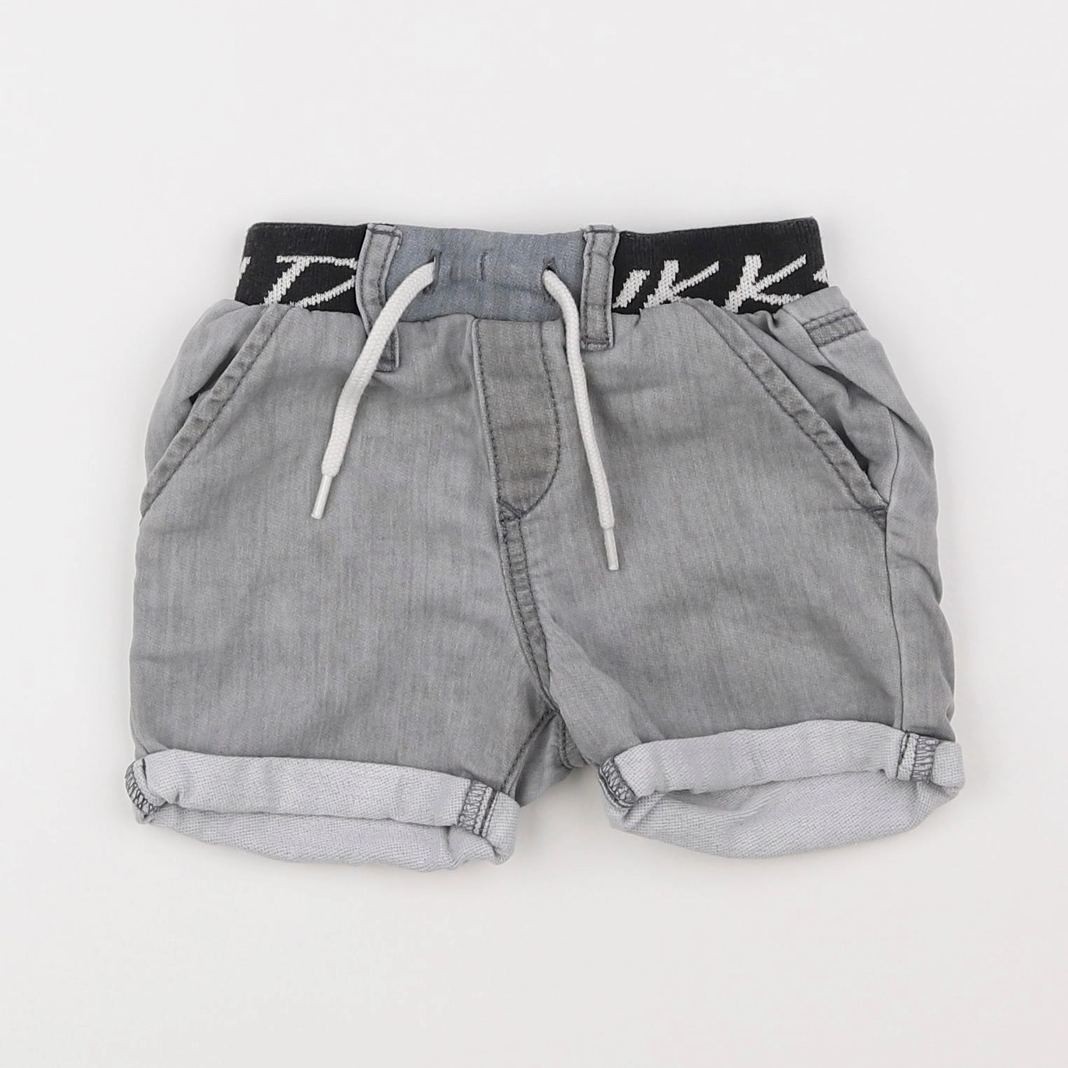 IKKS - short gris - 18 mois