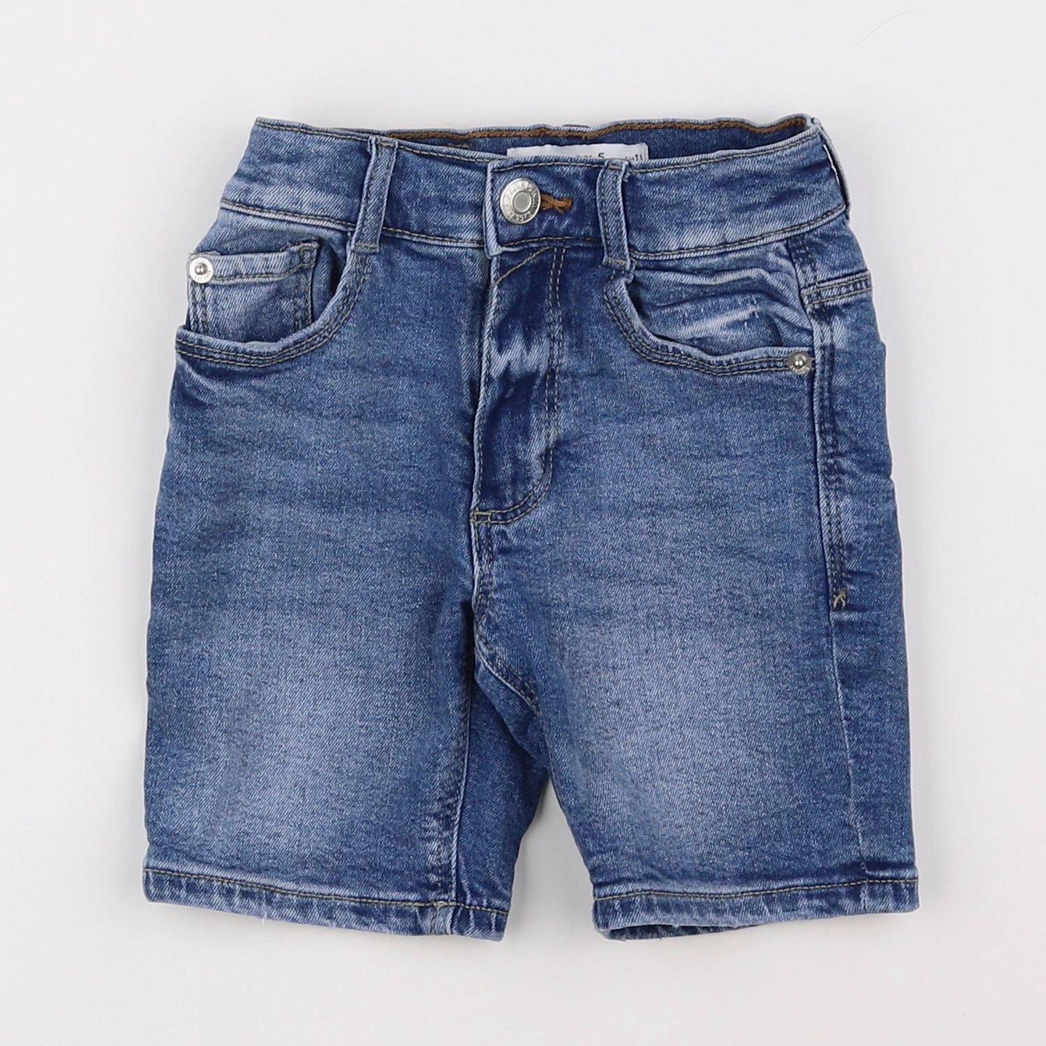 Zara - short bleu - 5 ans