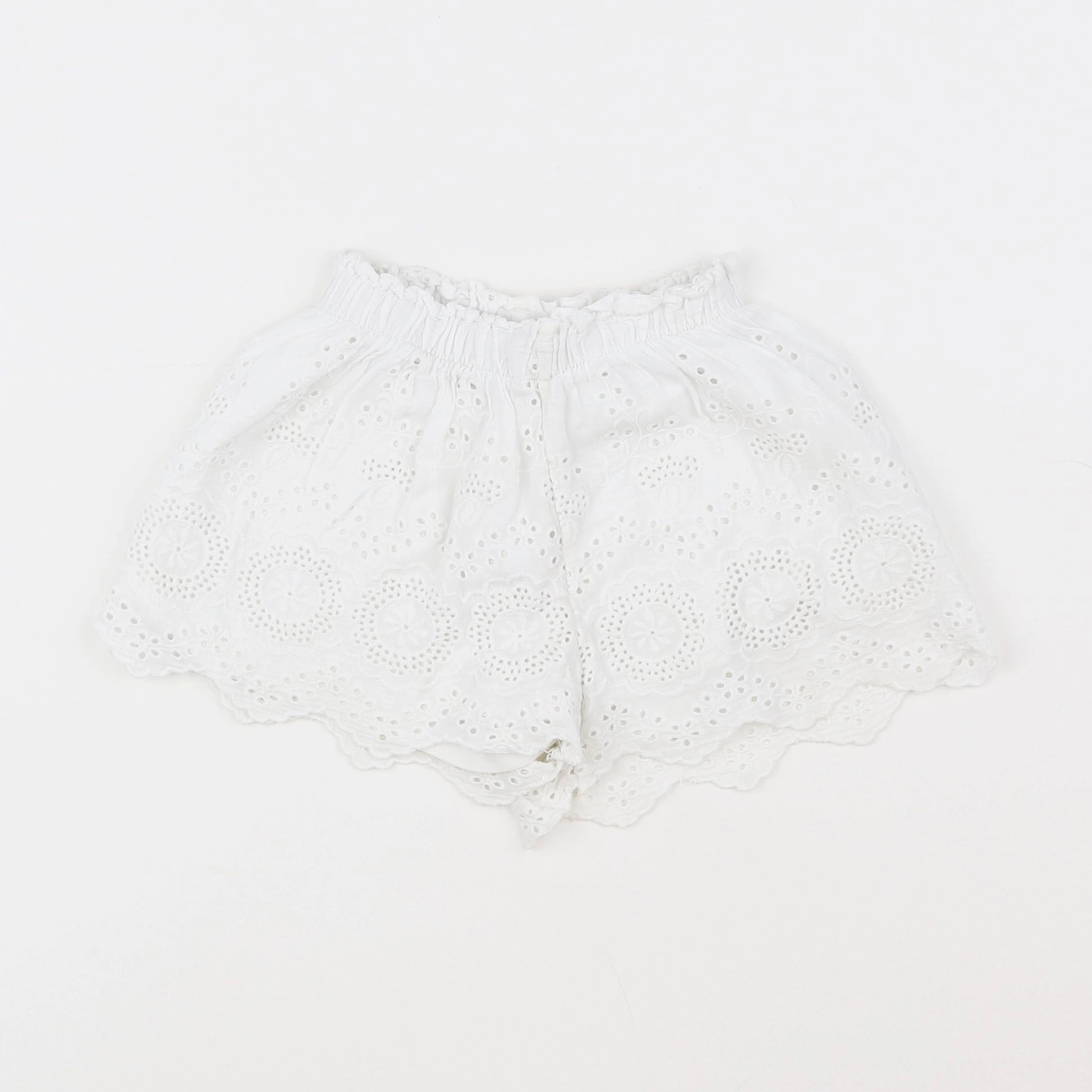 Zara - short blanc - 3/4 ans