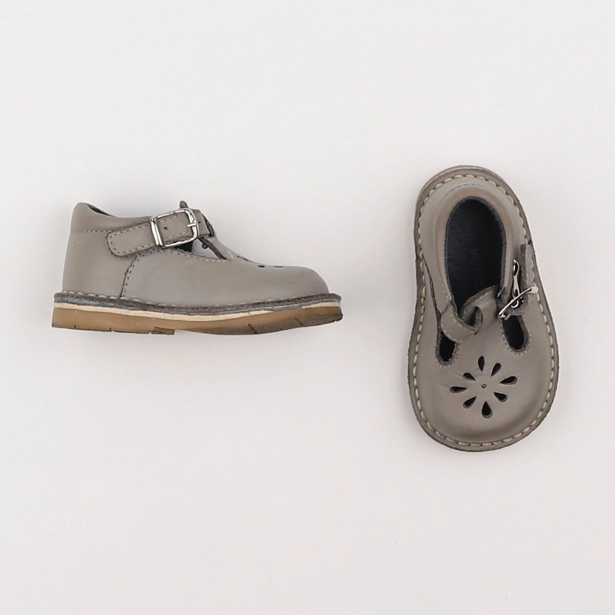 Vertbaudet - babies gris - pointure 