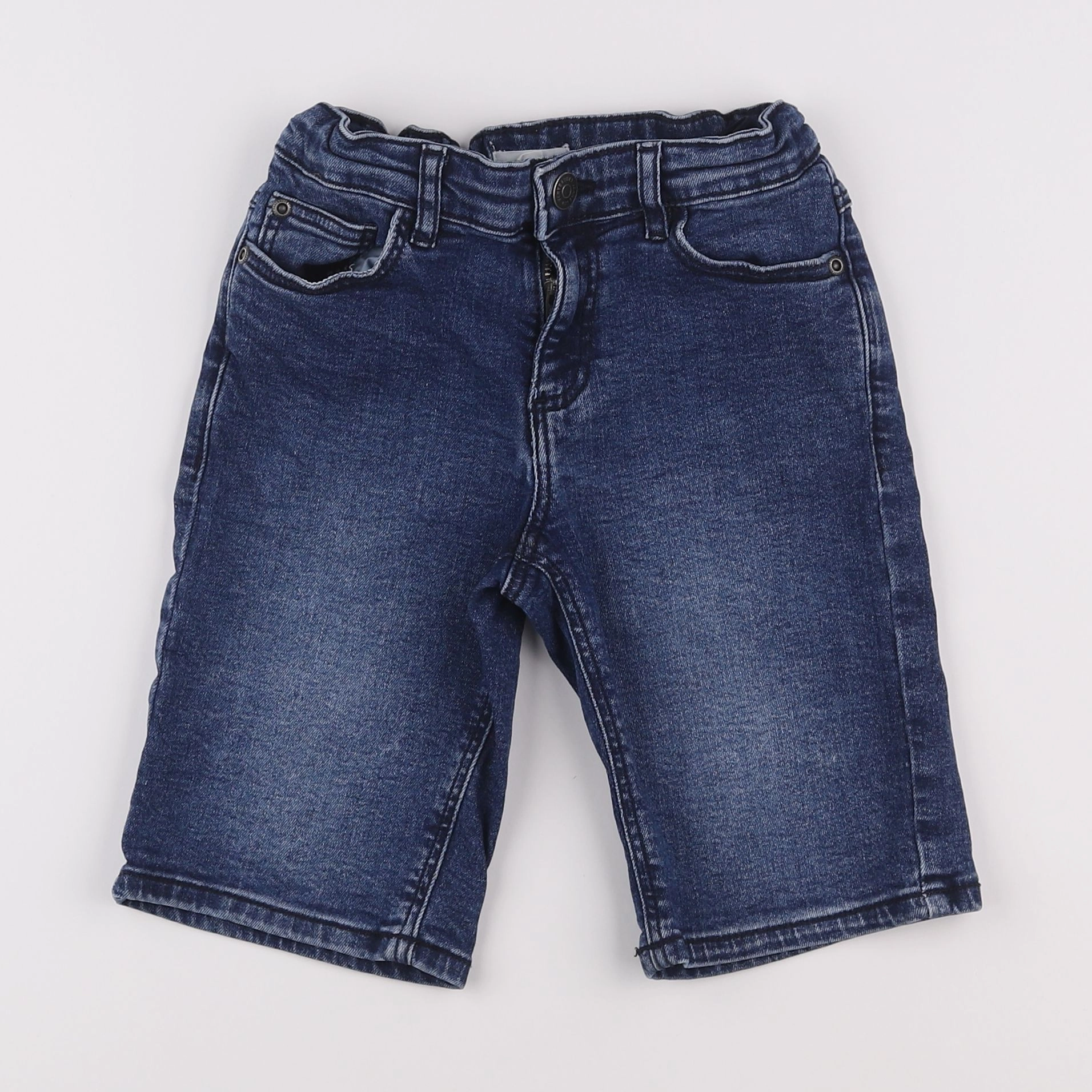 Vertbaudet - short bleu - 7 ans