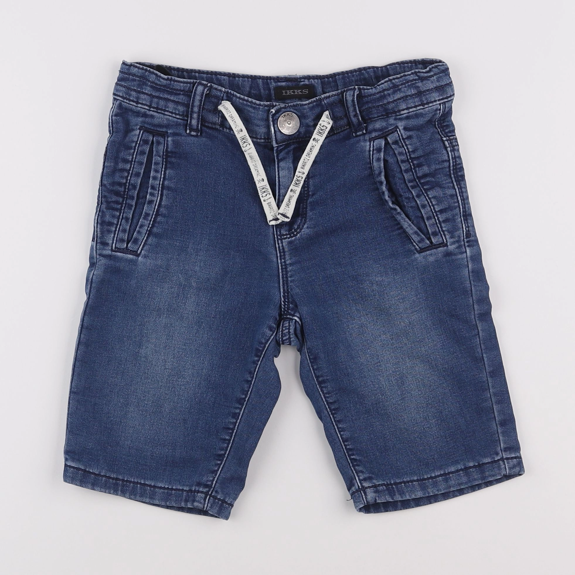 IKKS - short bleu - 7 ans