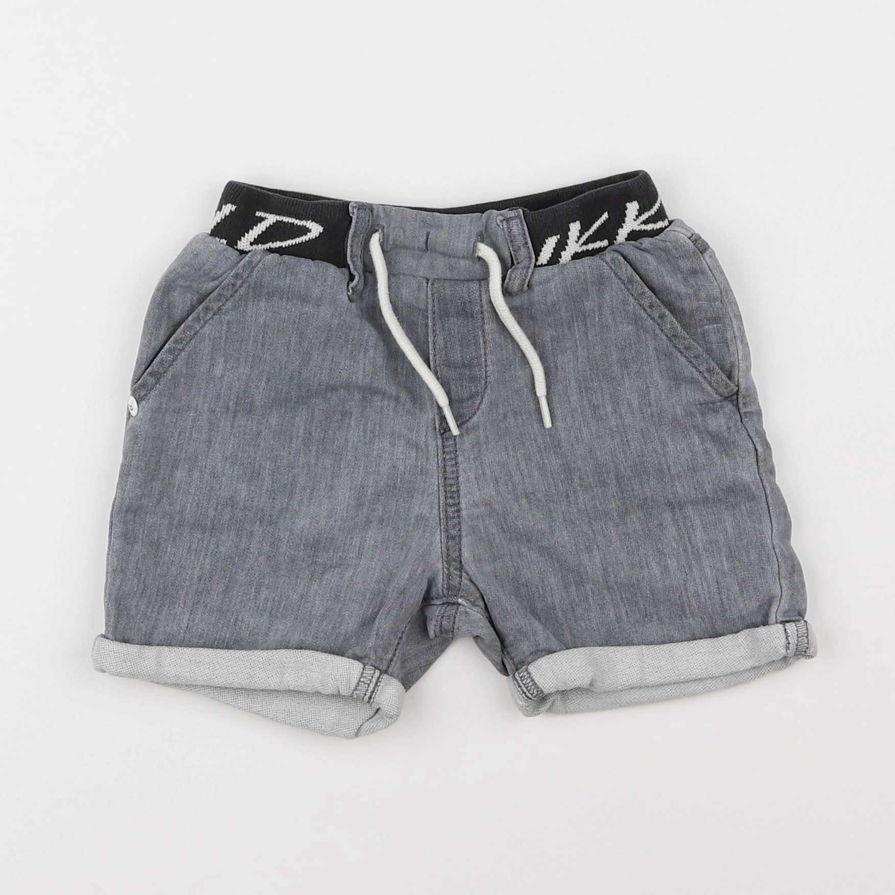 IKKS - short gris - 4 ans