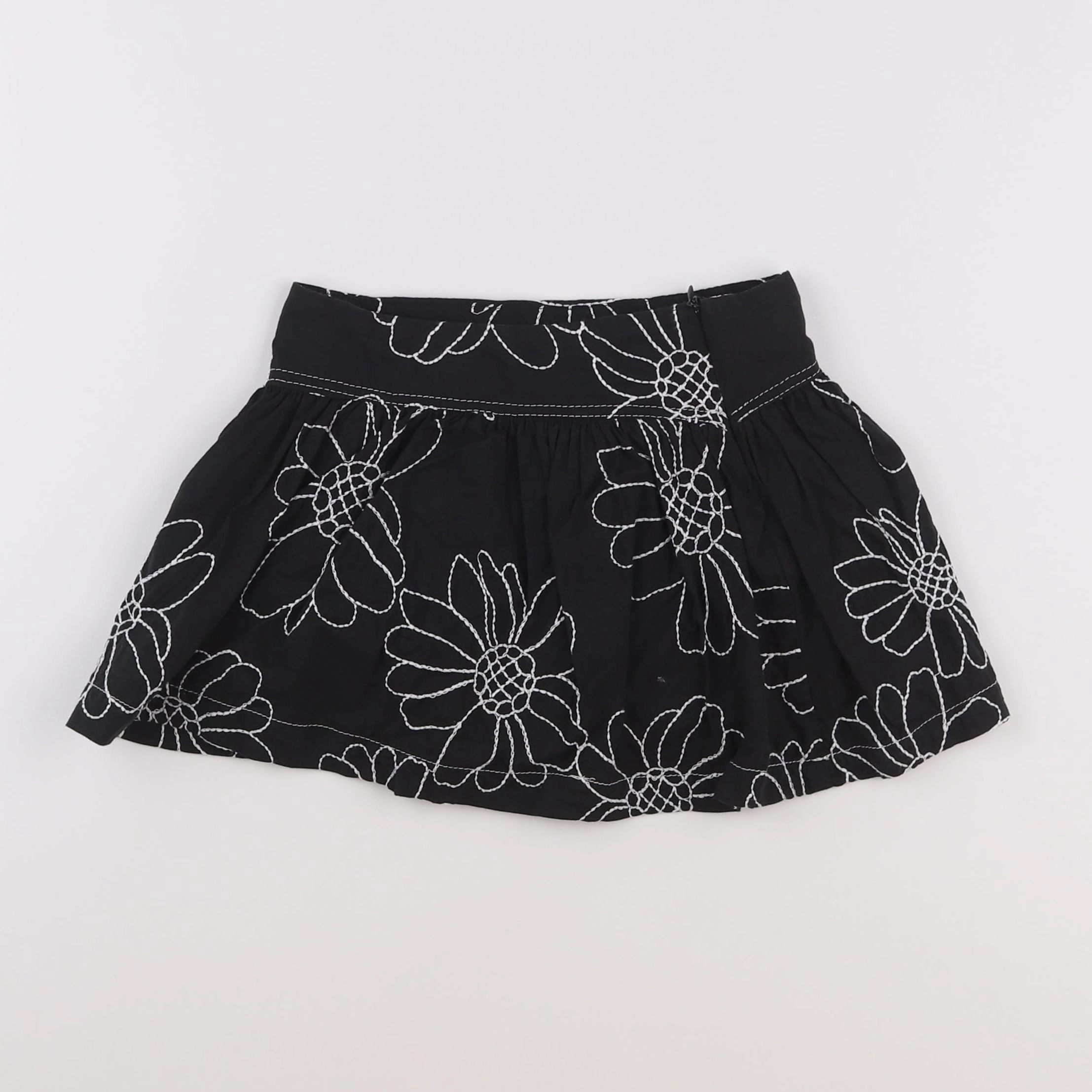 Zara - jupe noir - 6 ans