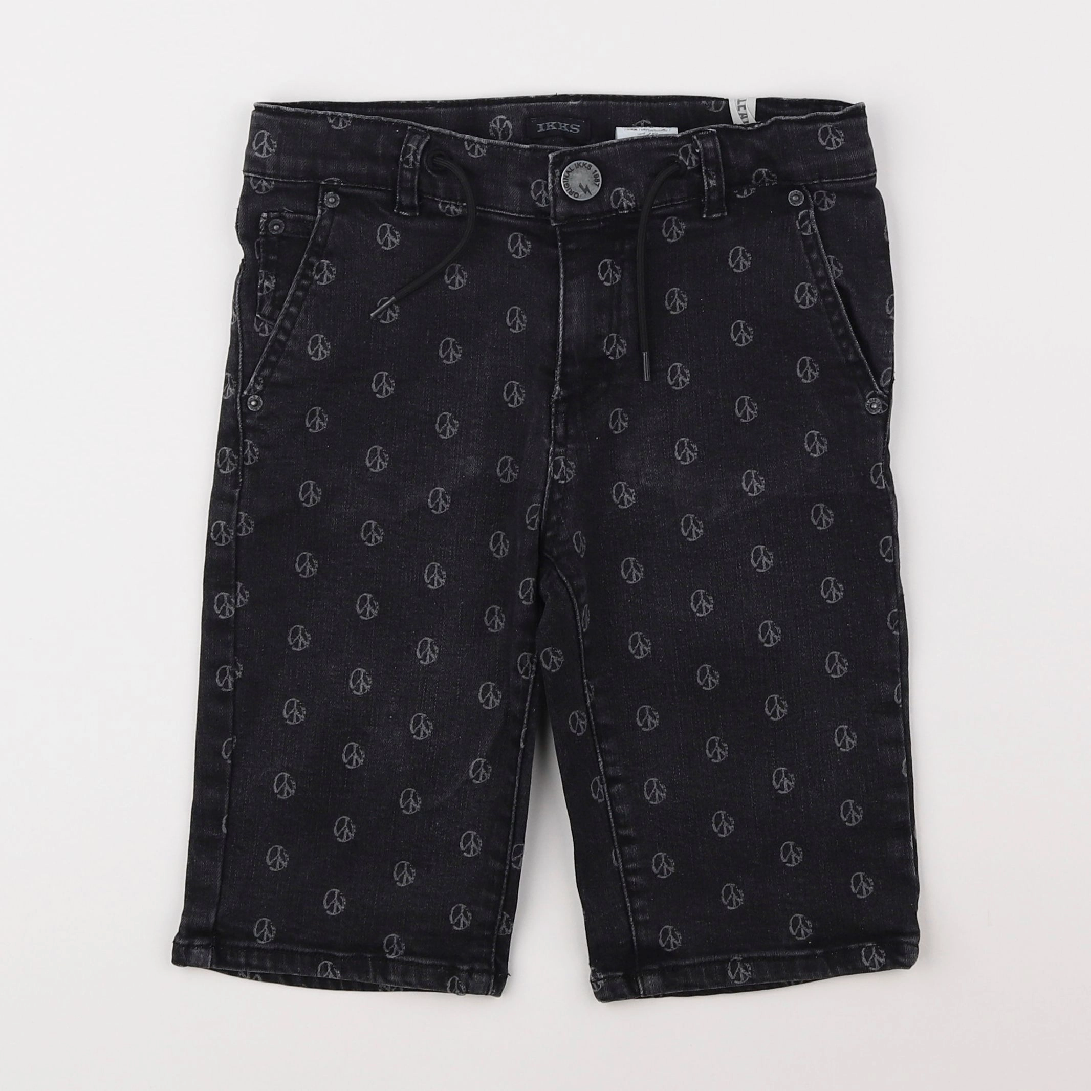 IKKS - short noir - 10 ans