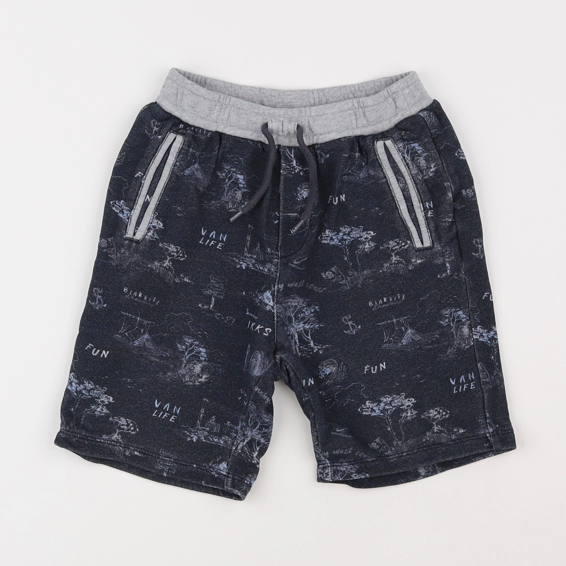 IKKS - short bleu - 10 ans