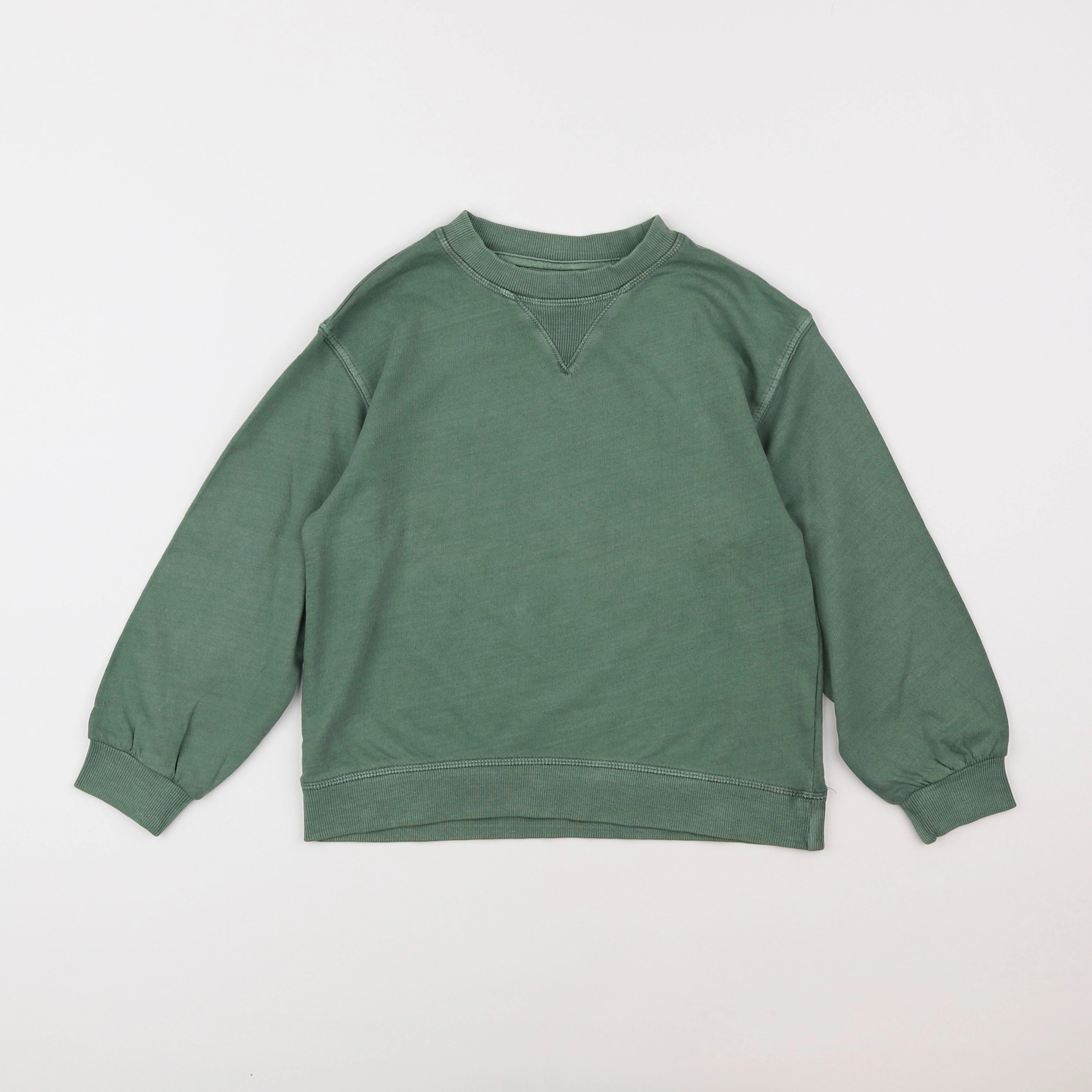 Zara - sweat vert - 7 ans