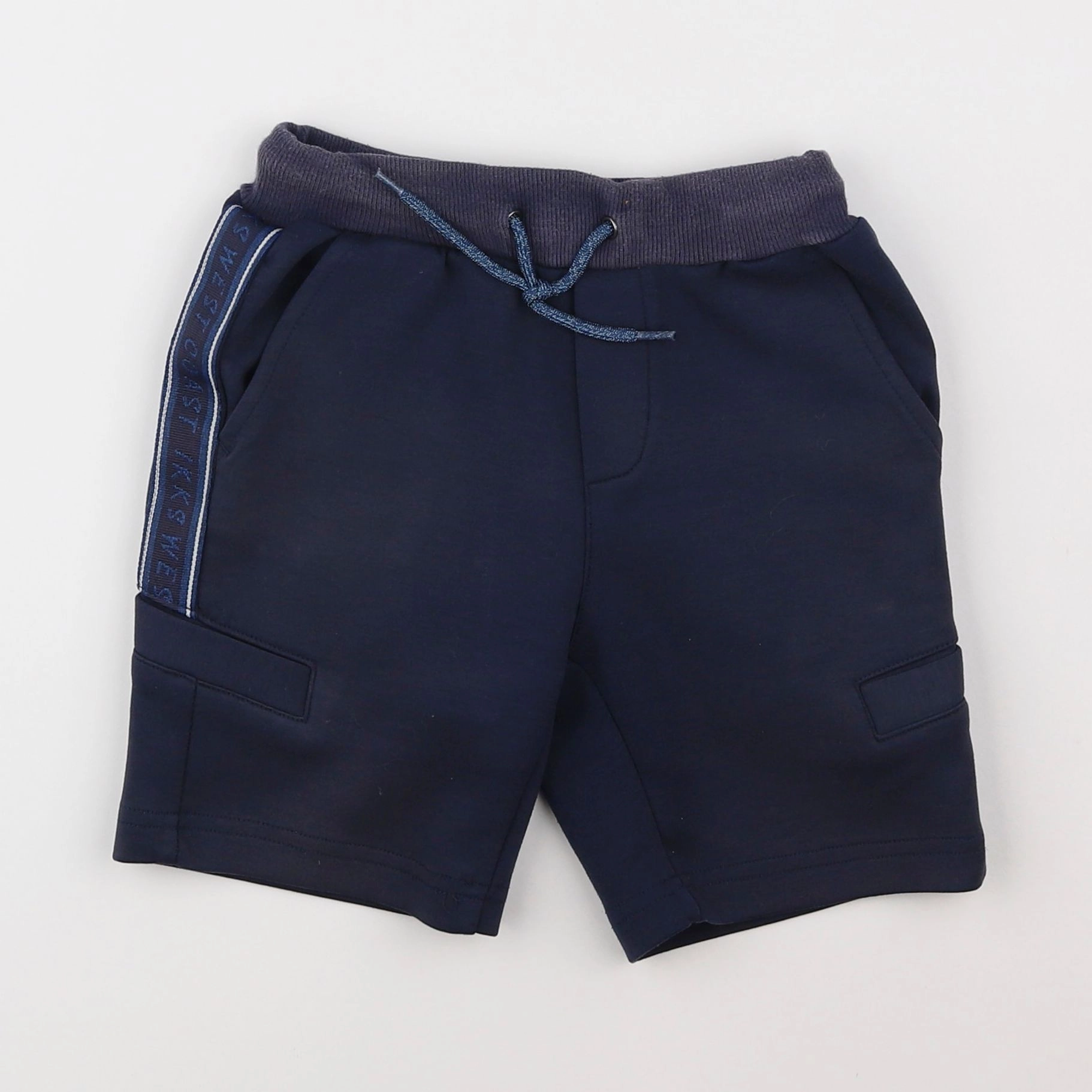 IKKS - short bleu - 6/8 ans