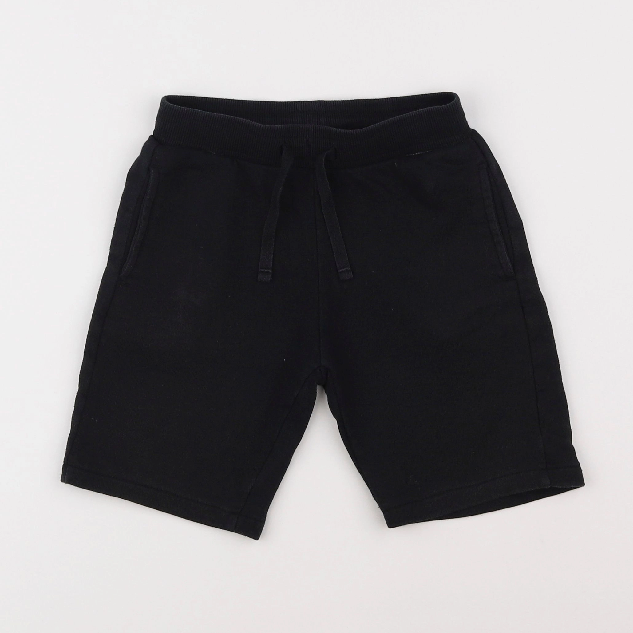 Vertbaudet - short noir - 7 ans