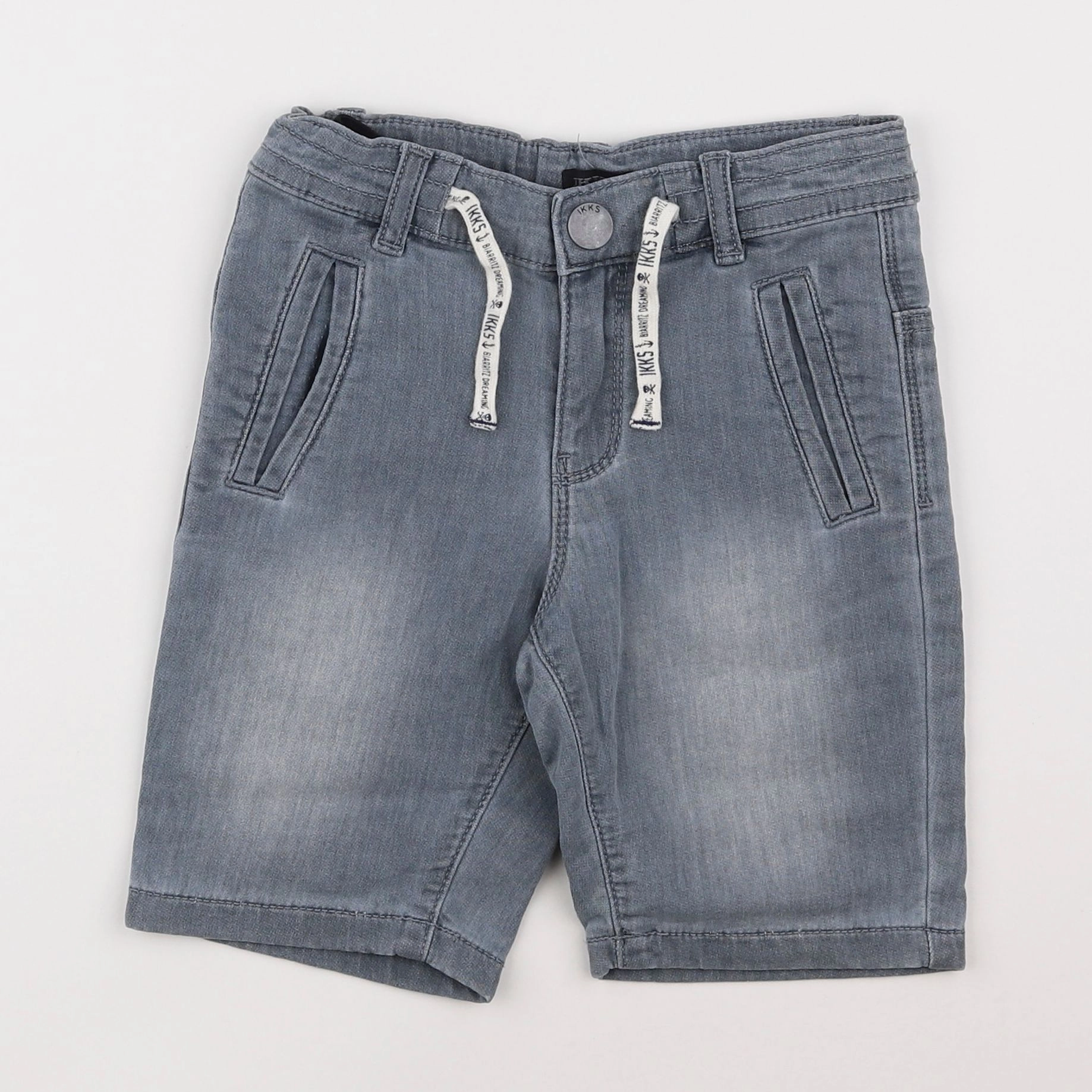 IKKS - short gris - 6 ans