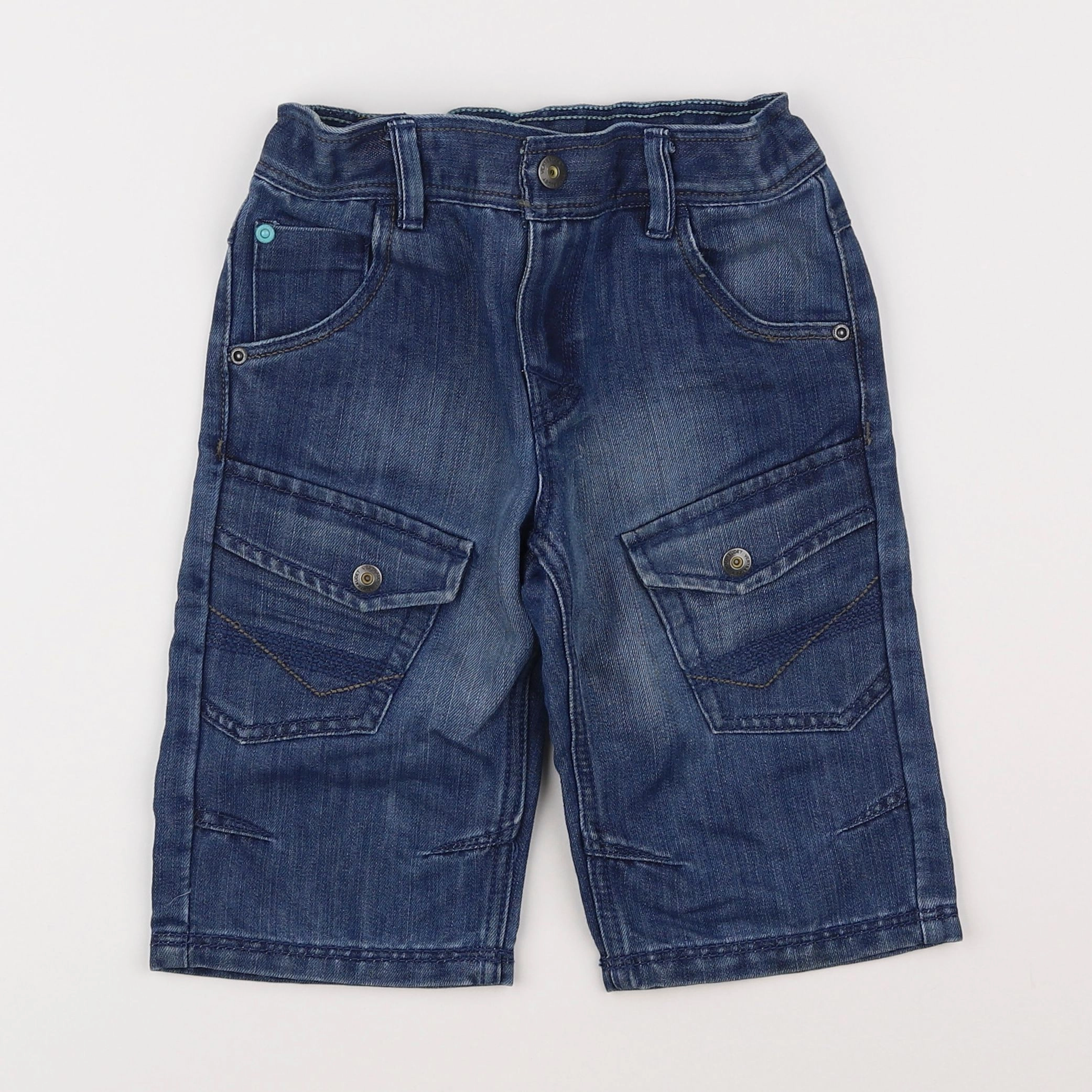 Vertbaudet - short bleu - 7 ans