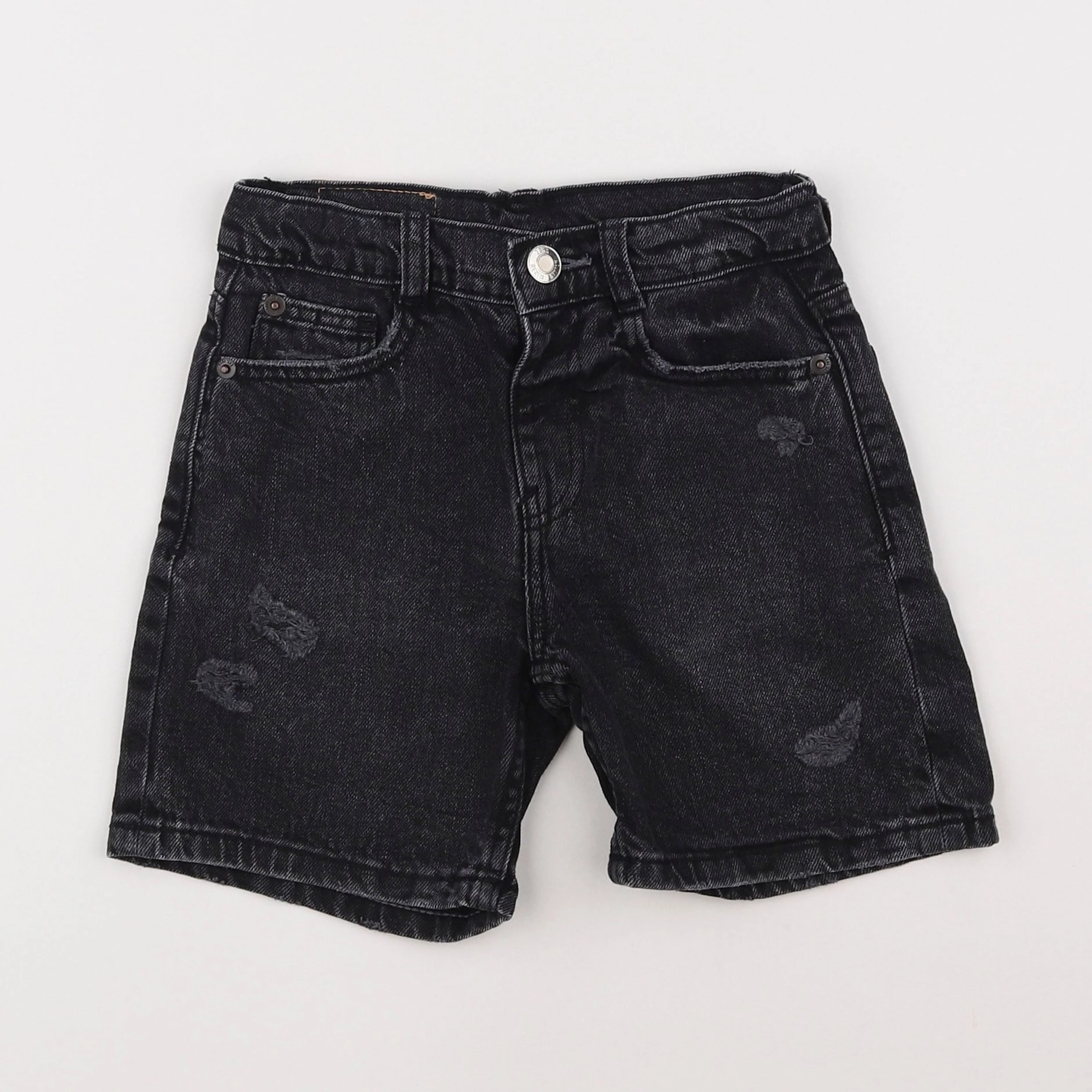 Zara - short noir - 4 ans