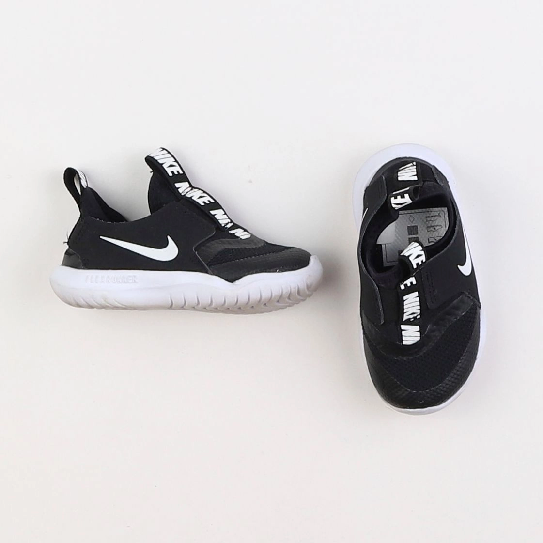 Nike - baskets noir - pointure 22