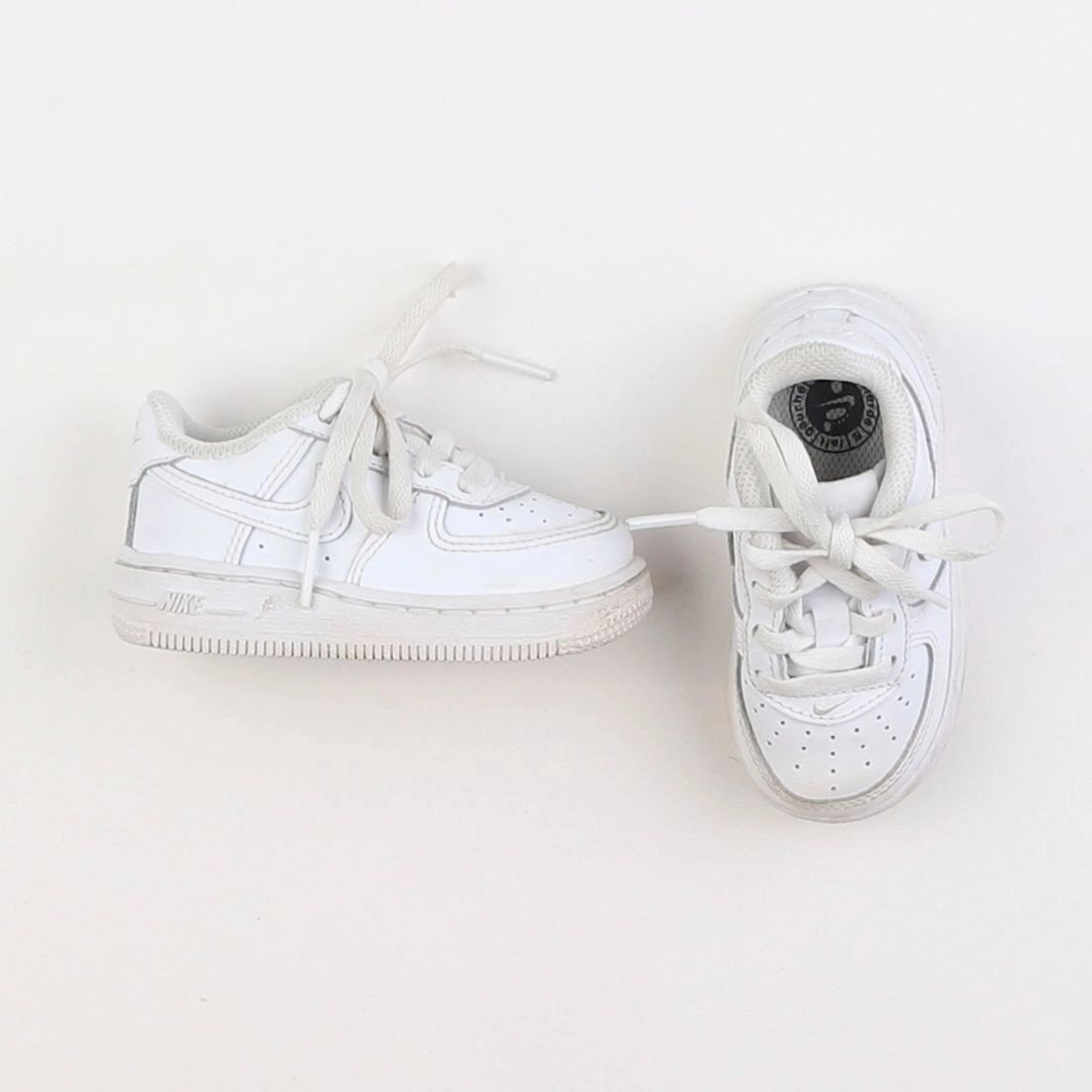 Nike - baskets blanc - pointure 21