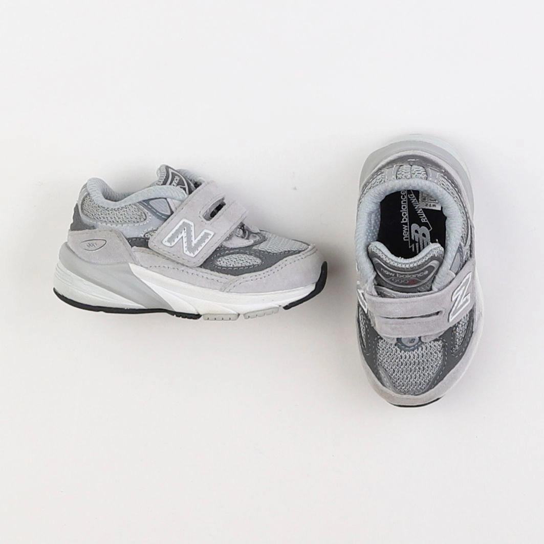 New Balance - baskets gris - pointure 20