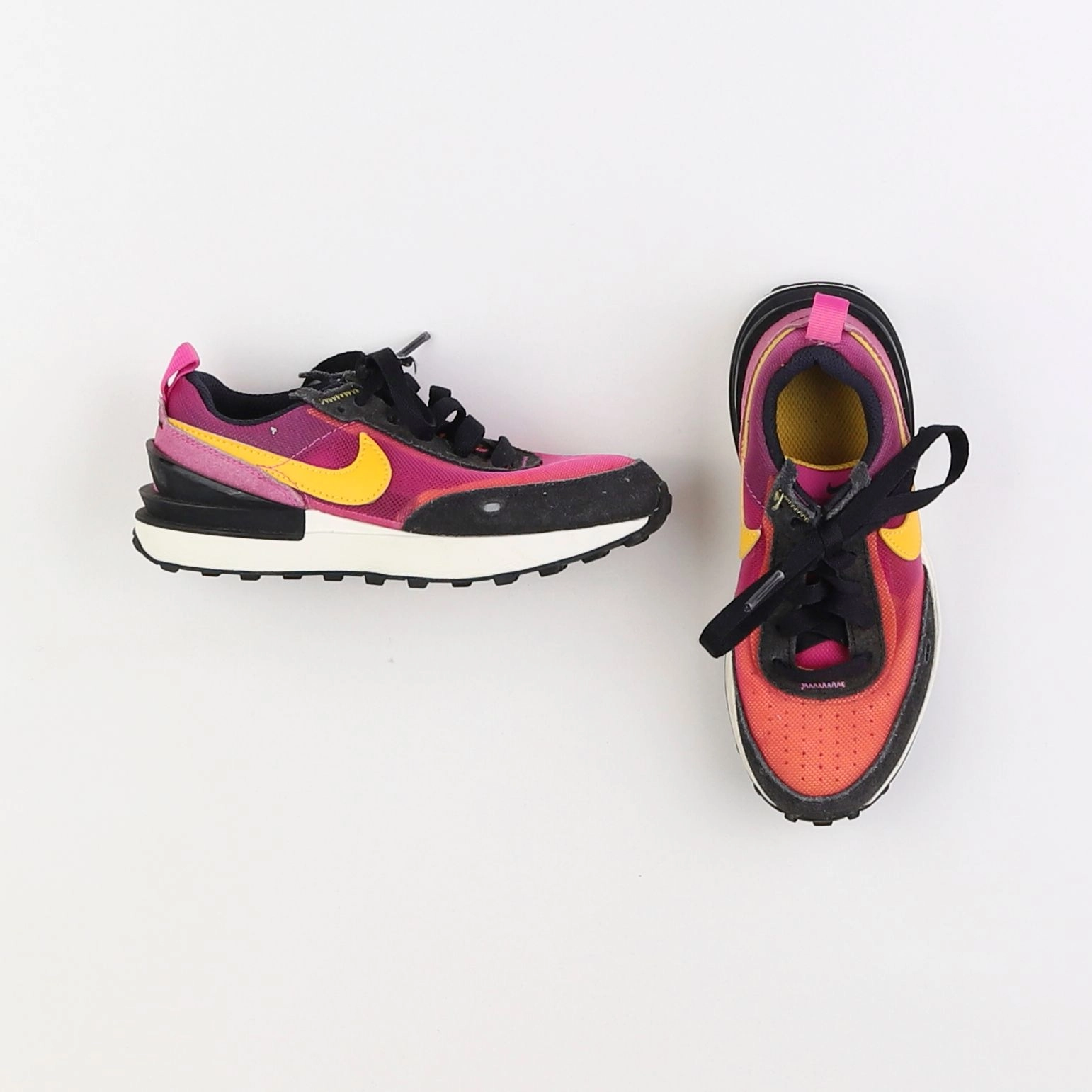 Nike - baskets multicolore - pointure 28