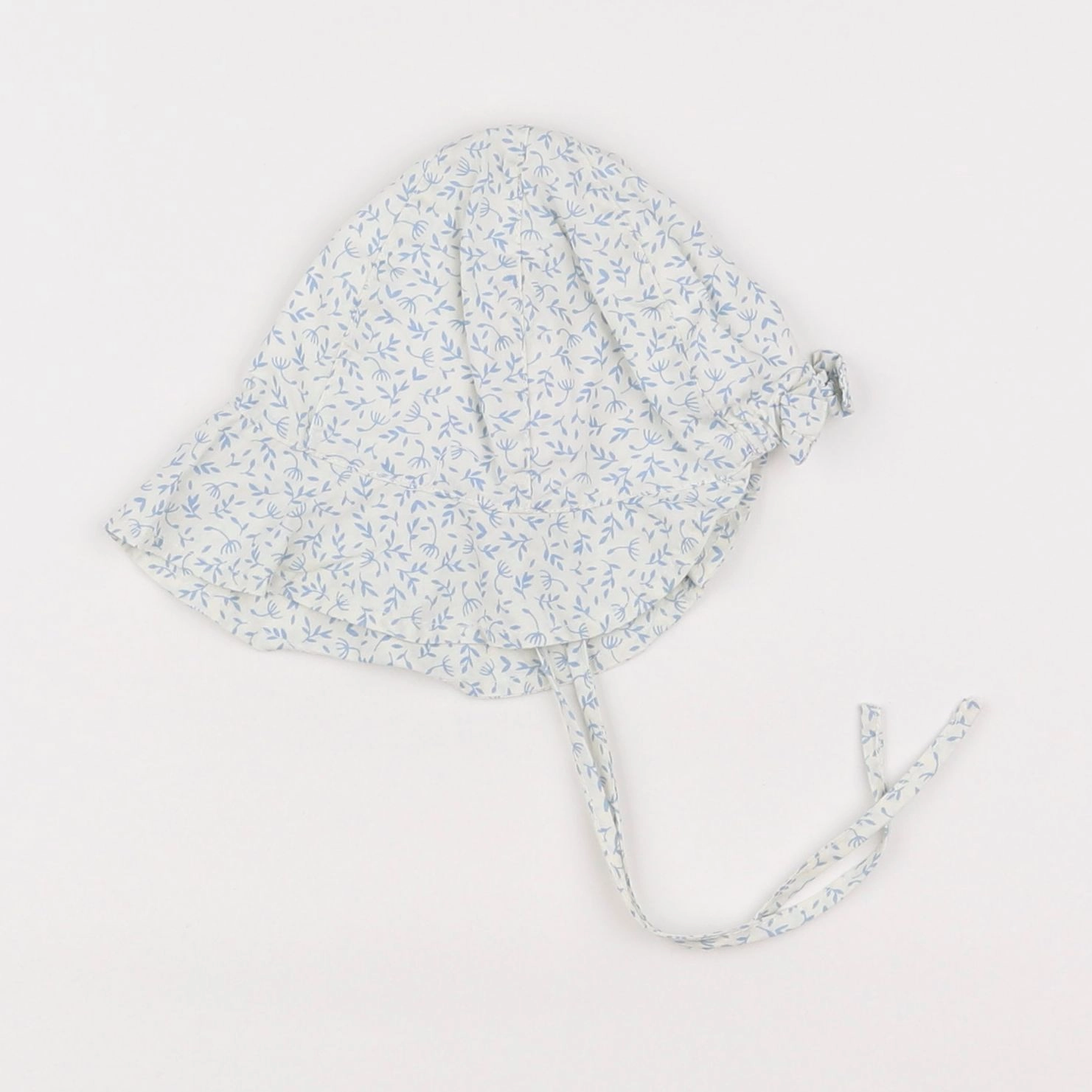 H&M - chapeau blanc, bleu - 18 mois à 2 ans