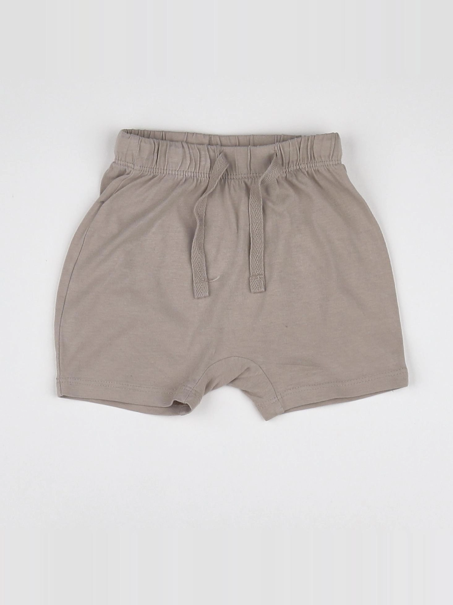 H&M - short beige - 6/9 mois