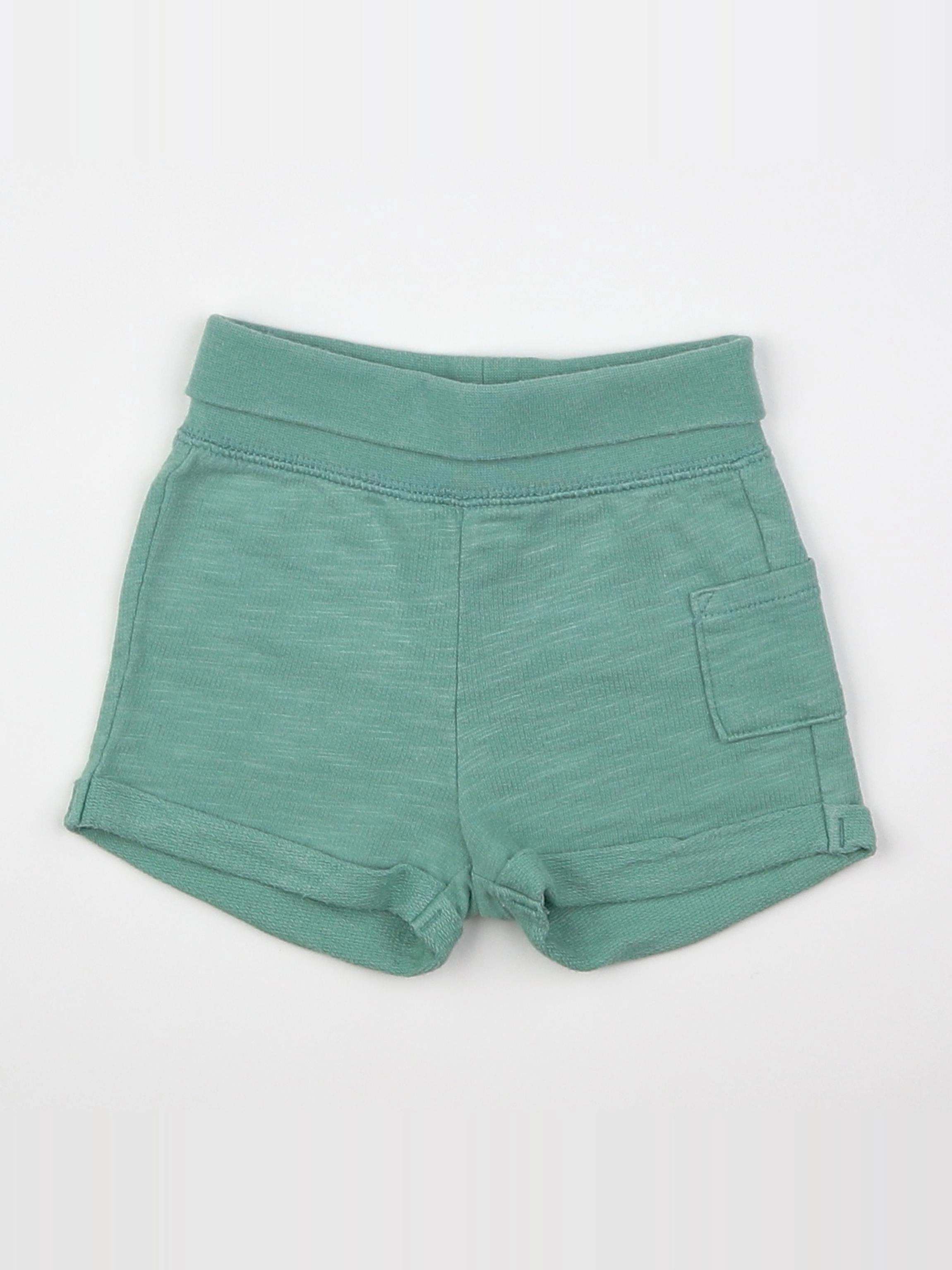 H&M - short vert - 0/1 mois
