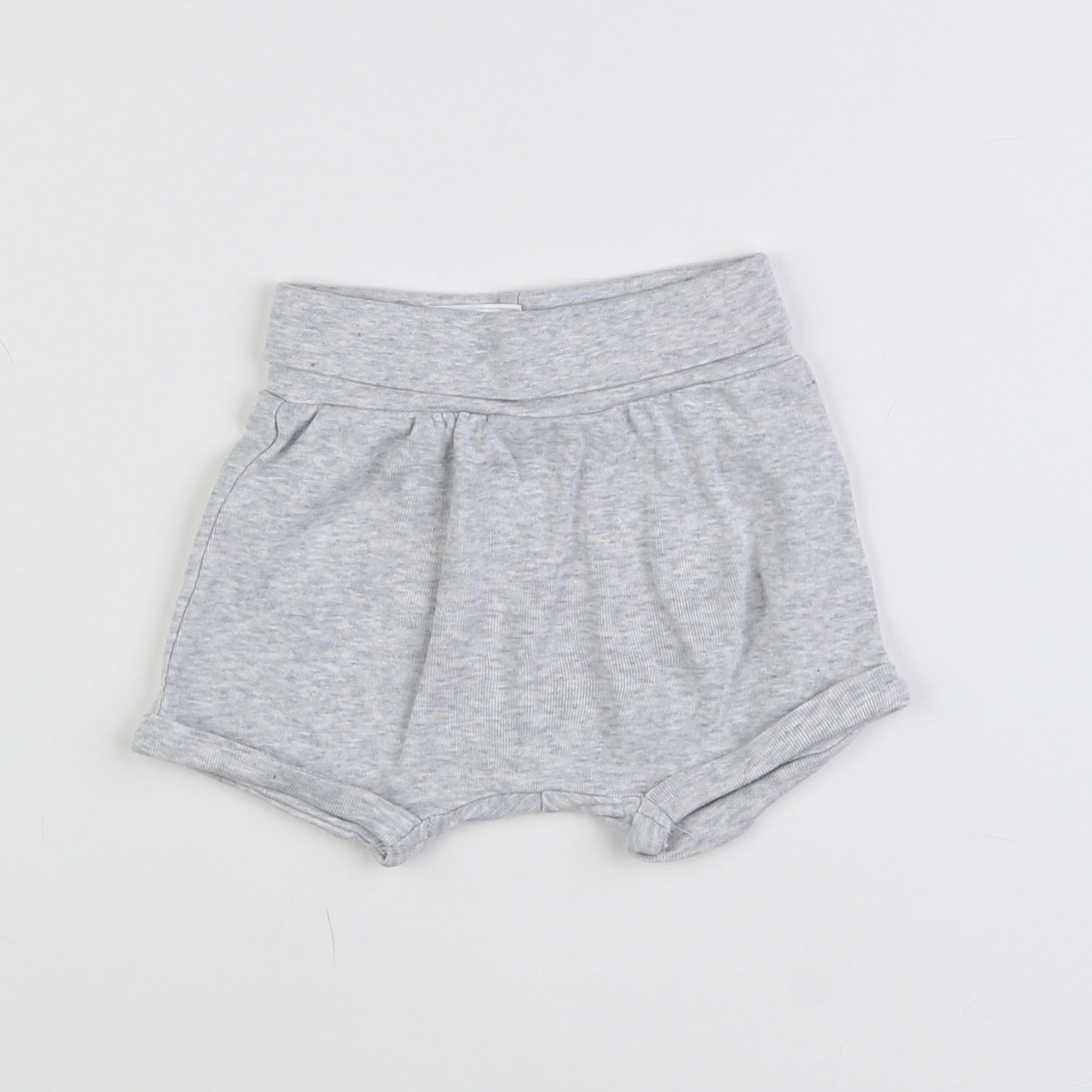 H&M - short gris - 3 mois