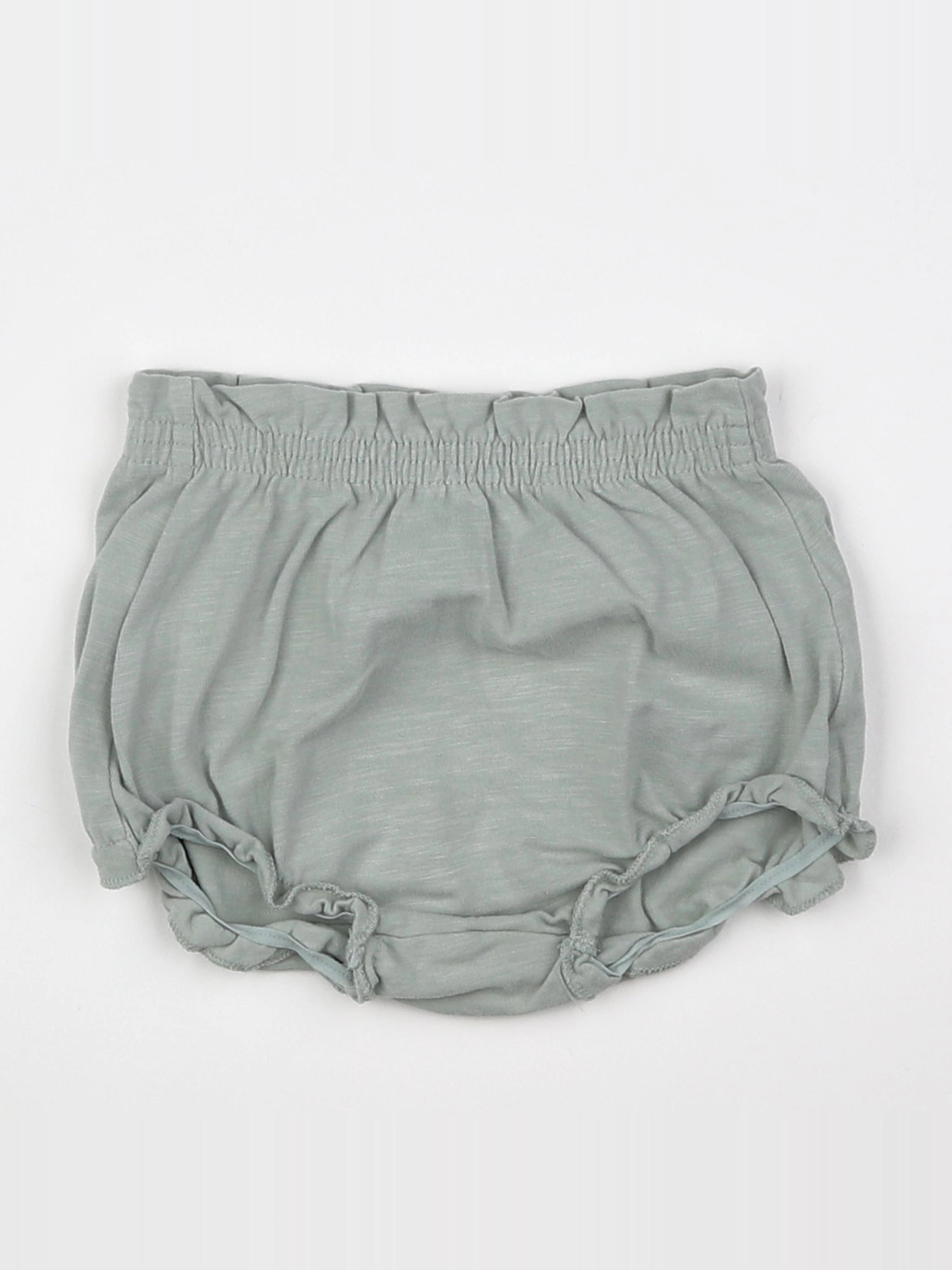 H&M - short vert - 3/6 mois