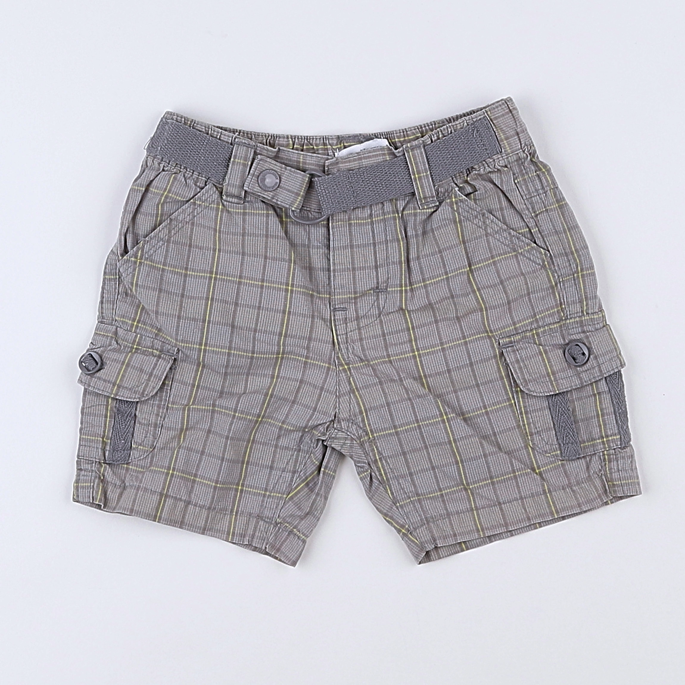 Vertbaudet - short vert - 9 mois