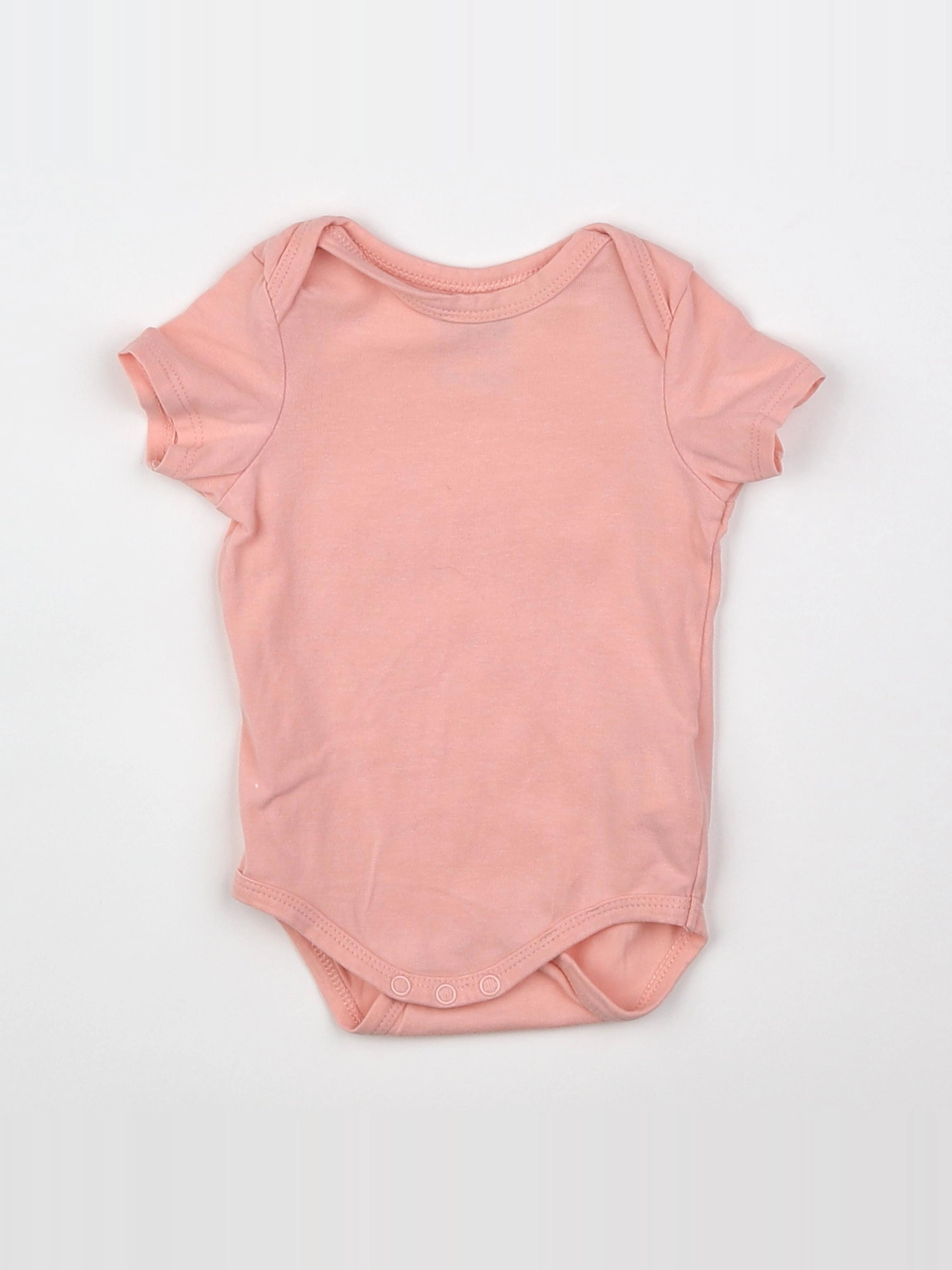 Tape à l'oeil - body rose - 3 mois