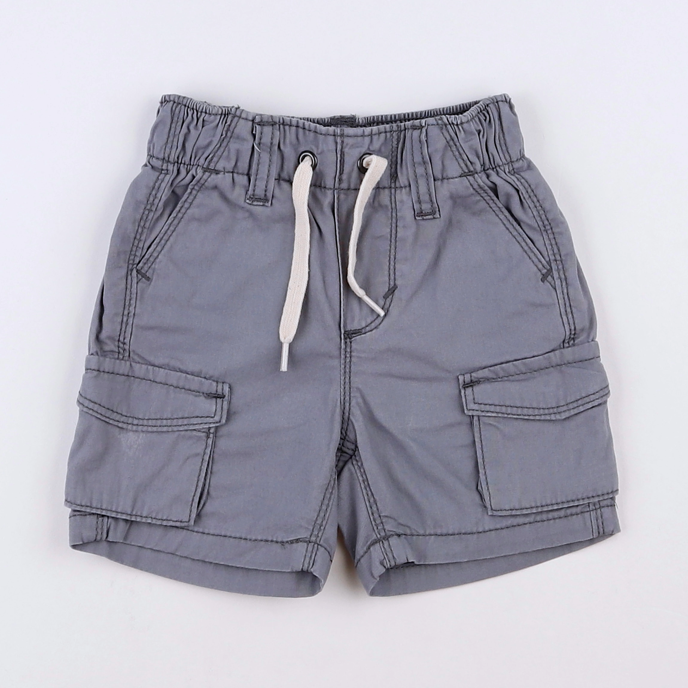 Old Navy - short gris - 12/18 mois