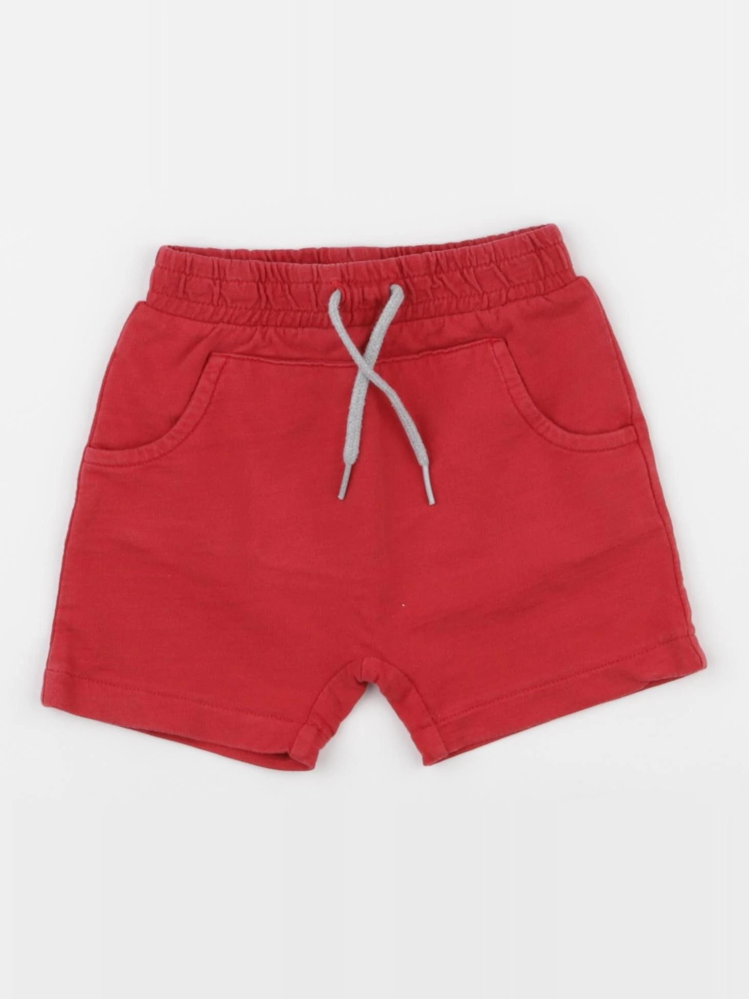 Vertbaudet - short rouge - 2 ans