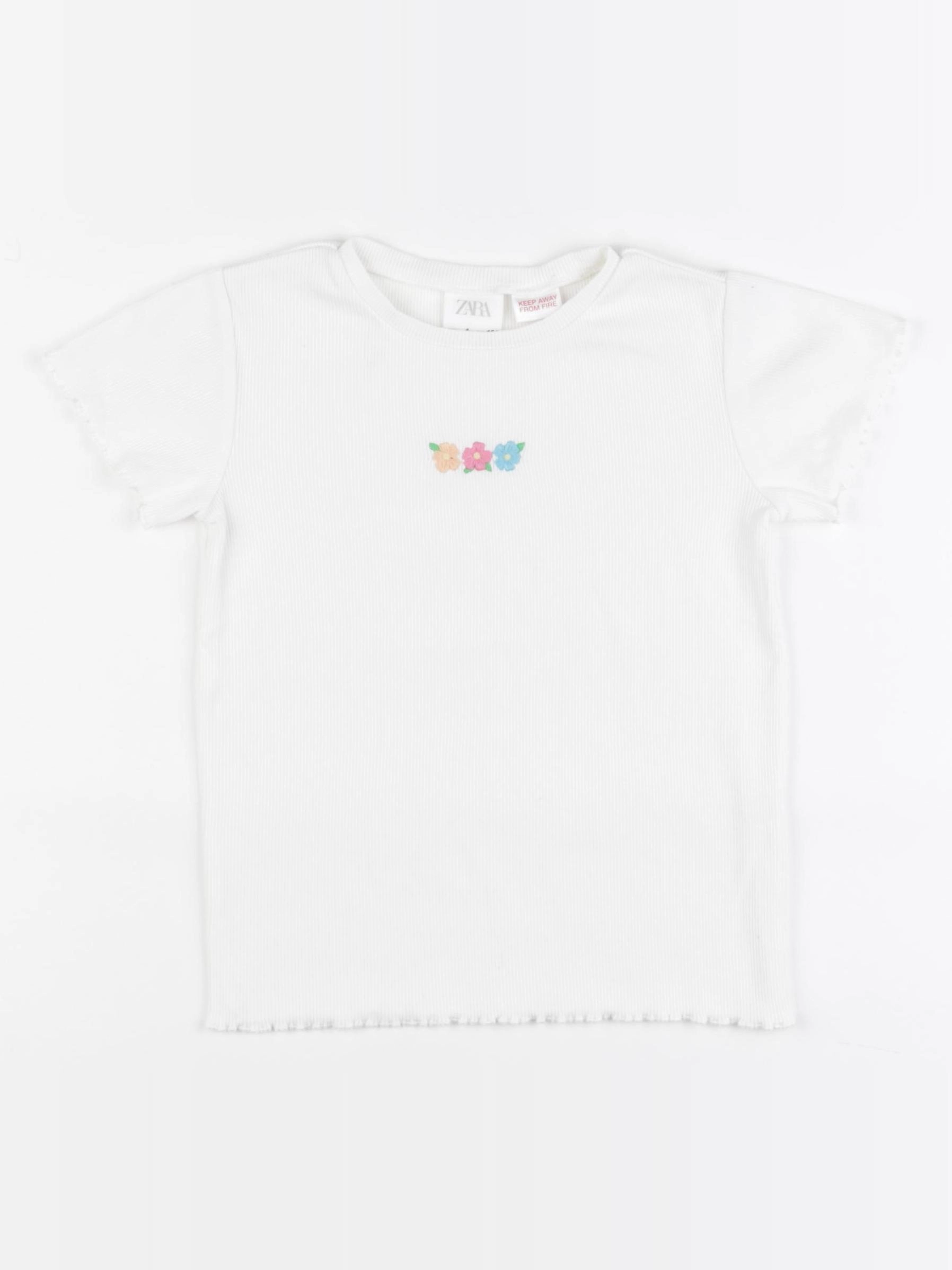 Zara - tee-shirt blanc - 4 ans