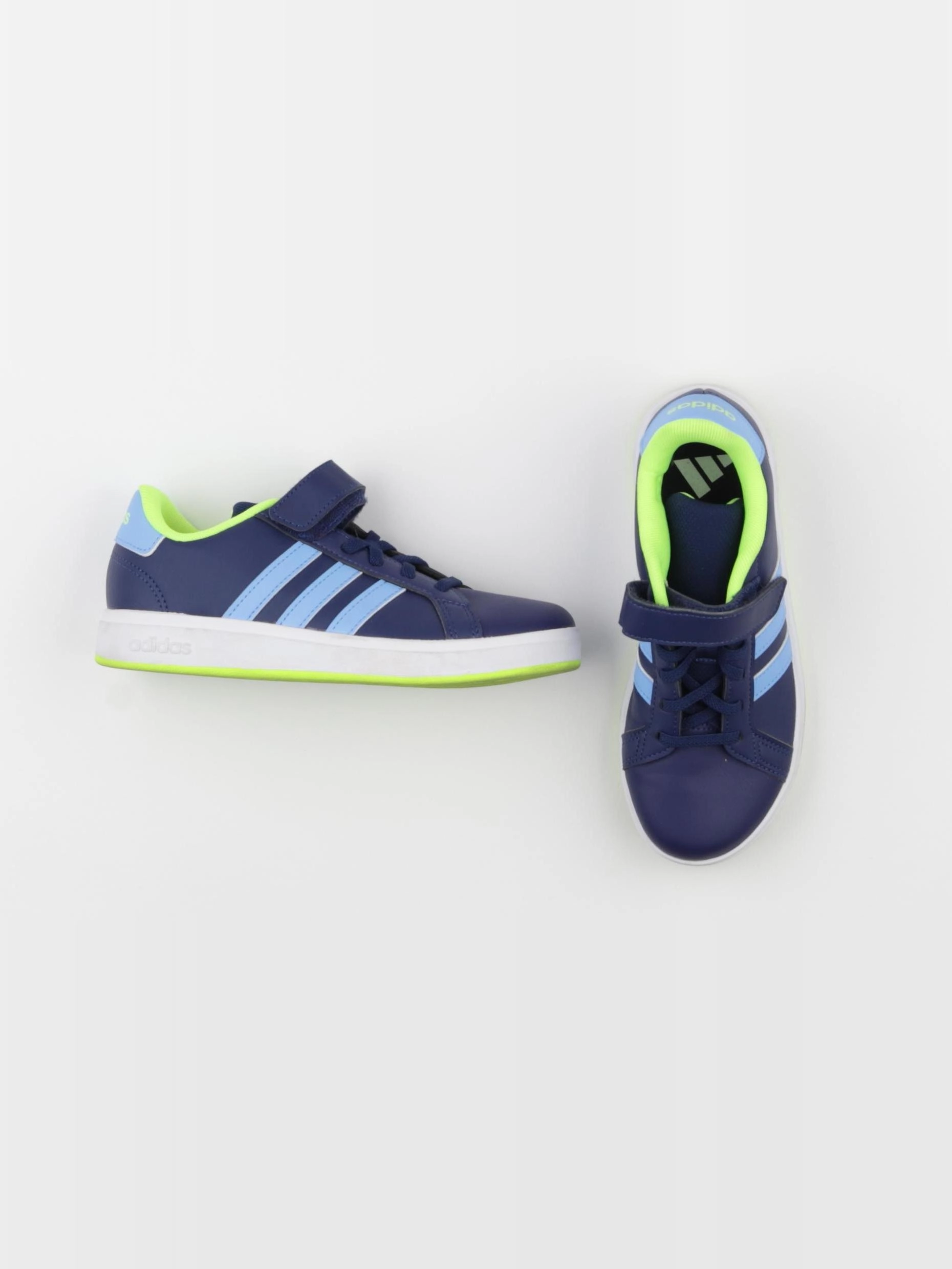 Adidas - baskets bleu - pointure 33