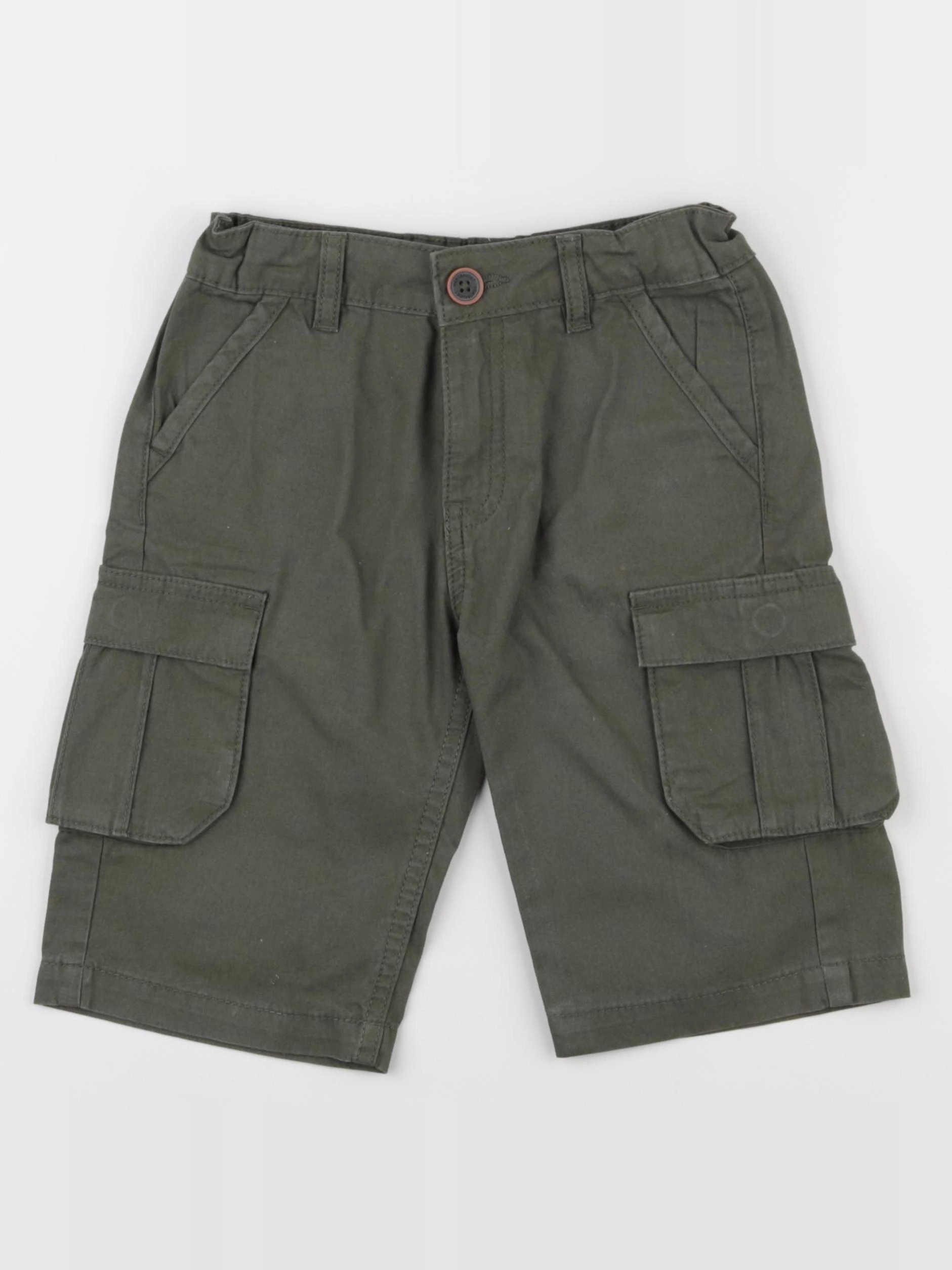 Vertbaudet - short vert - 7 ans