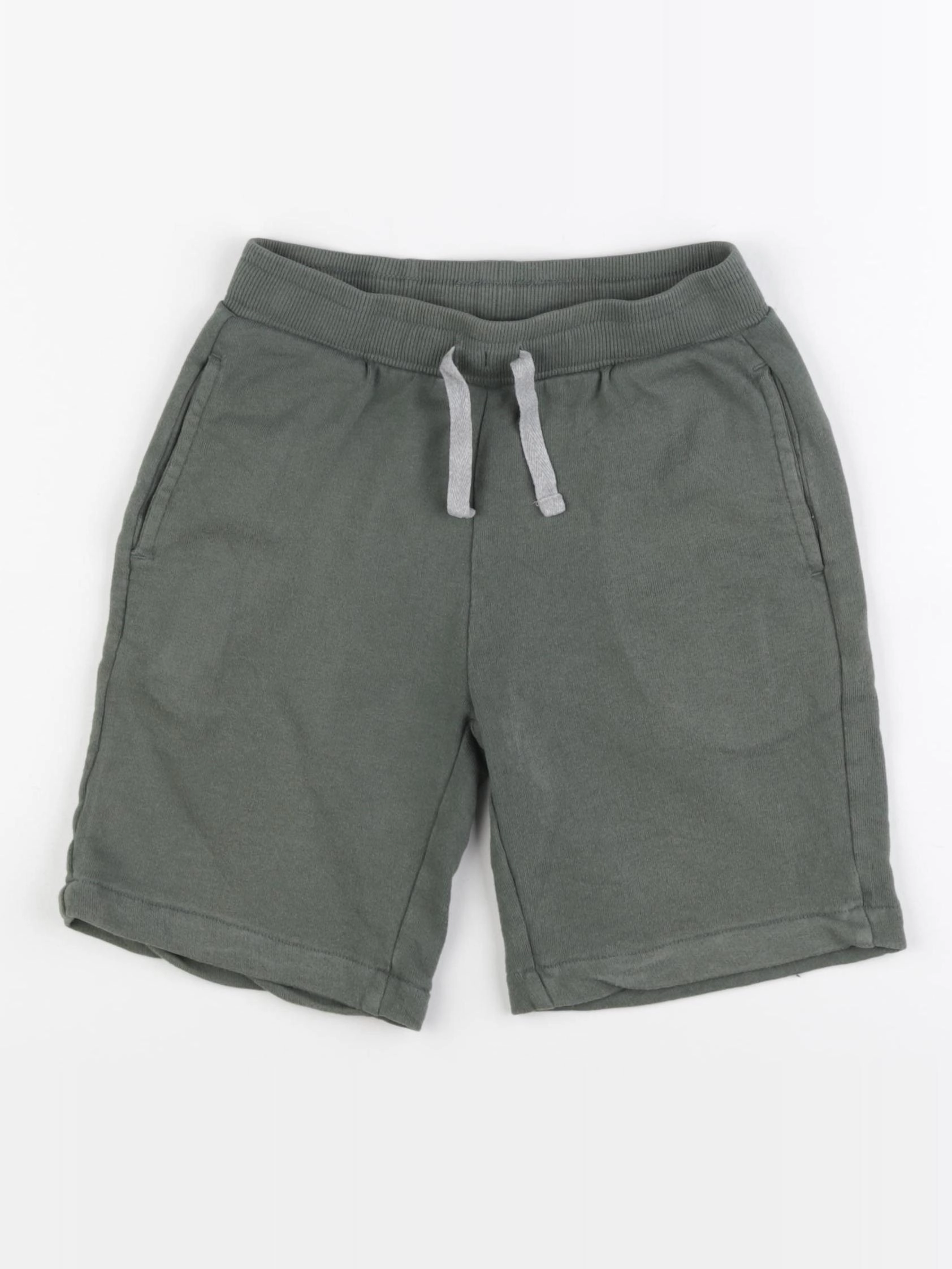 Vertbaudet - short vert - 8 ans