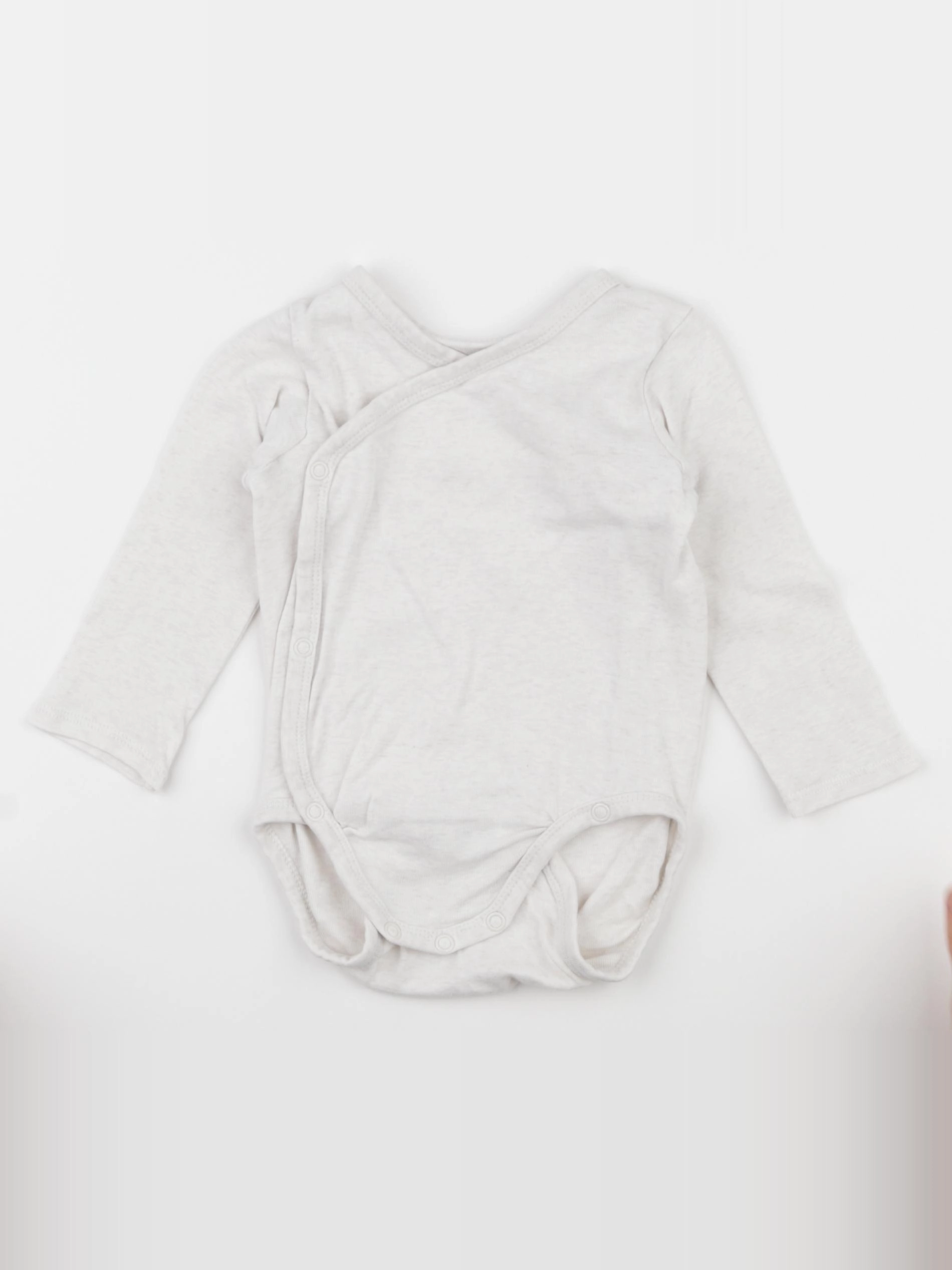 H&M - body beige - 6/9 mois